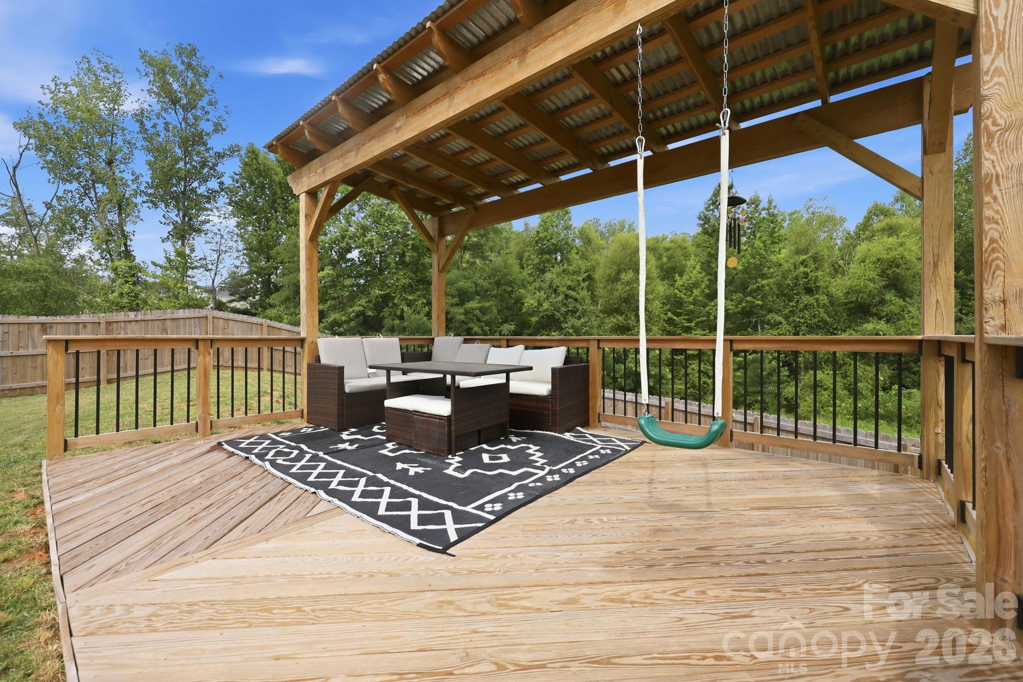Single Family Residence at 6826 Bellawood Drive, Trinity, photo 2 of 34