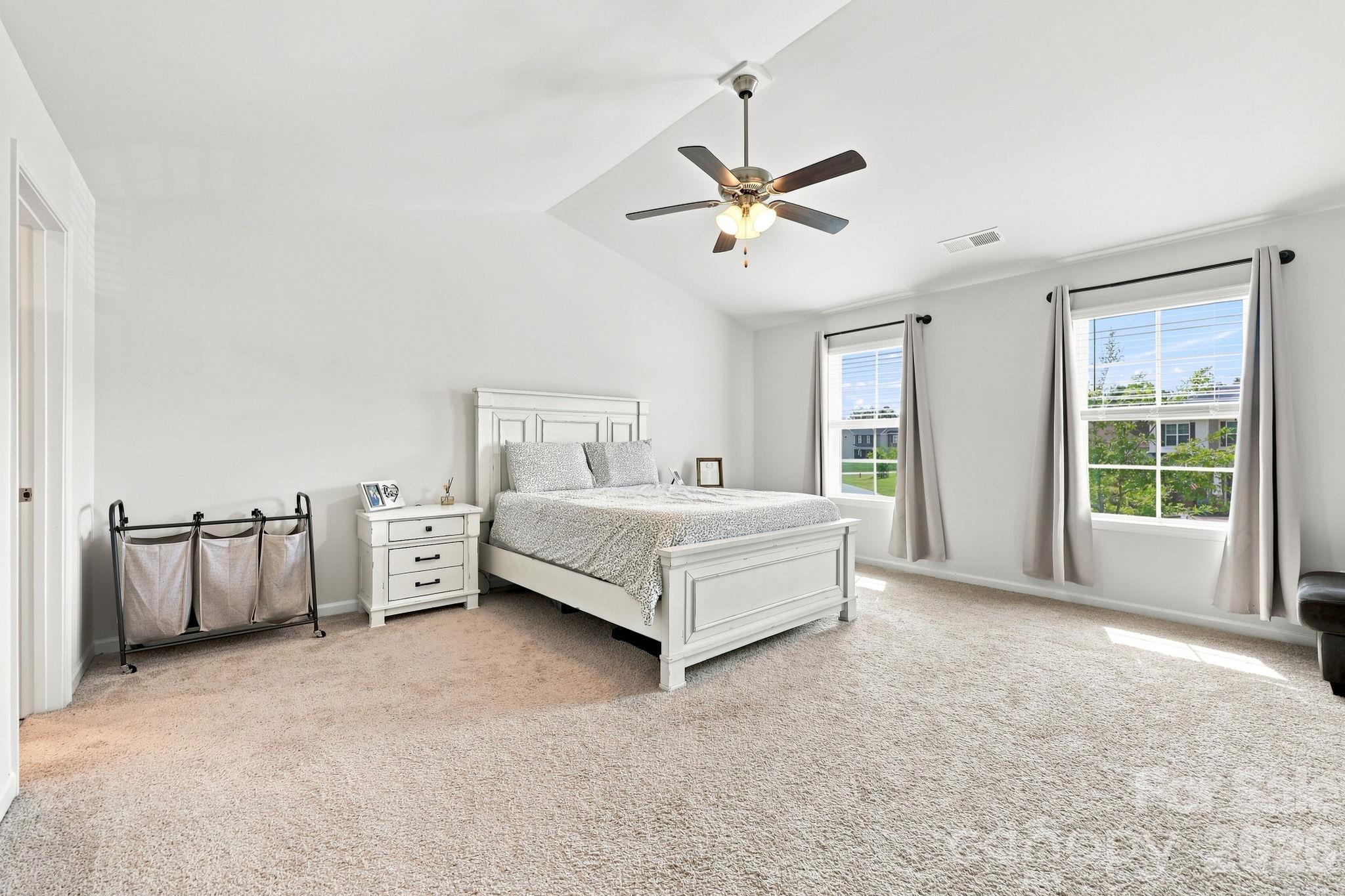 Single Family Residence at 6826 Bellawood Drive, Trinity, photo 6 of 34
