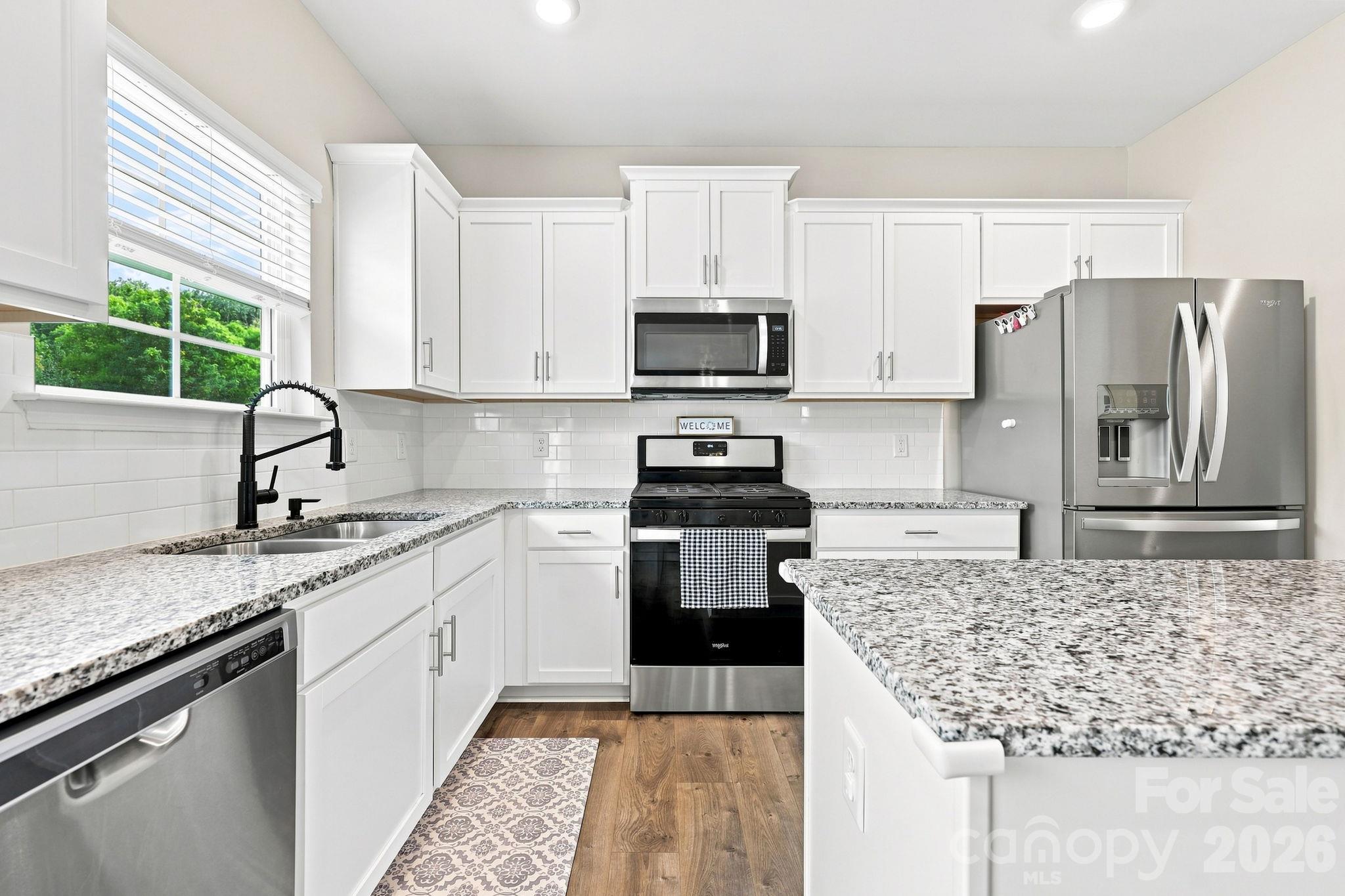 Single Family Residence at 6826 Bellawood Drive, Trinity, photo 11 of 34