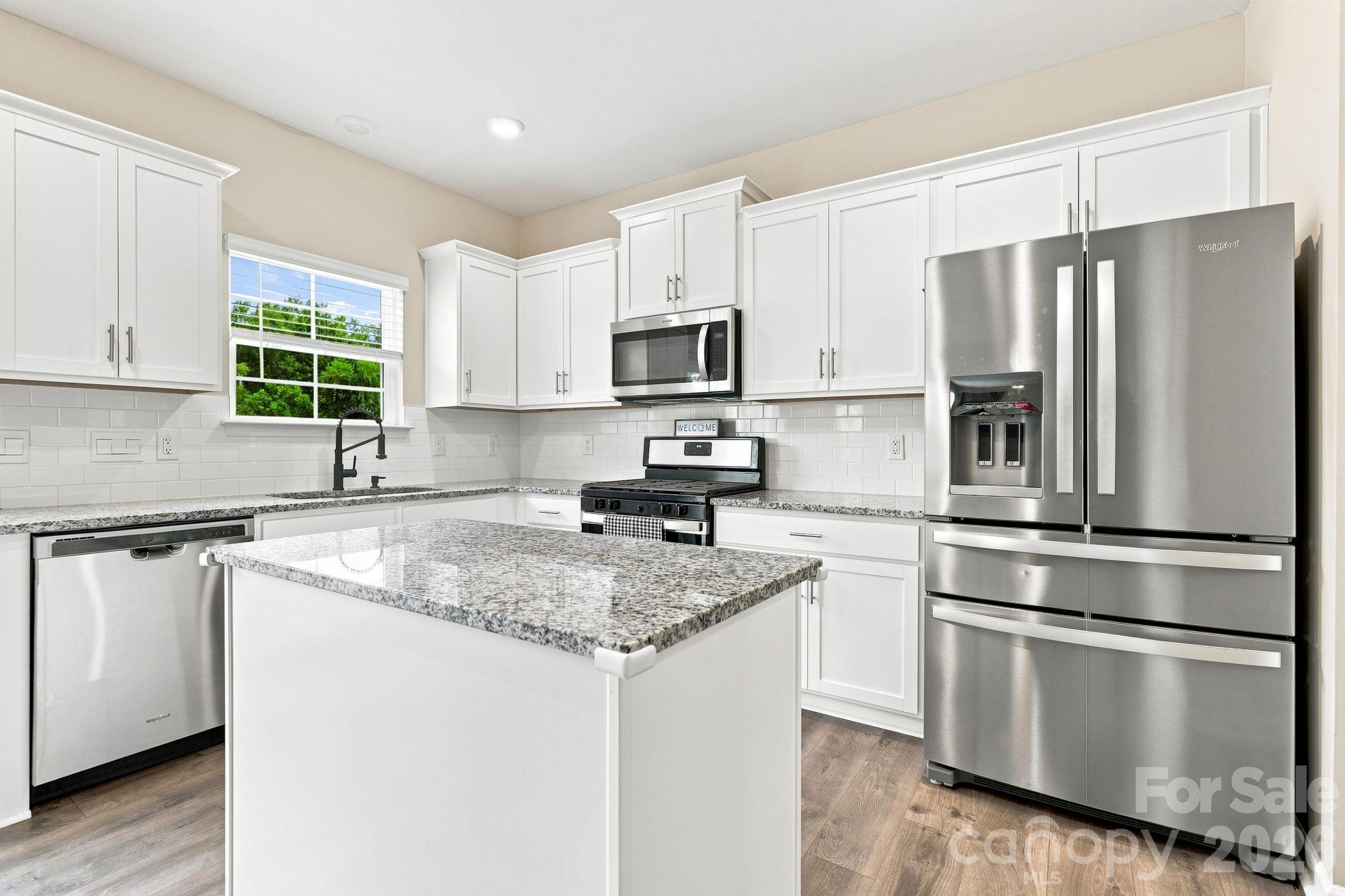Single Family Residence at 6826 Bellawood Drive, Trinity, photo 13 of 34