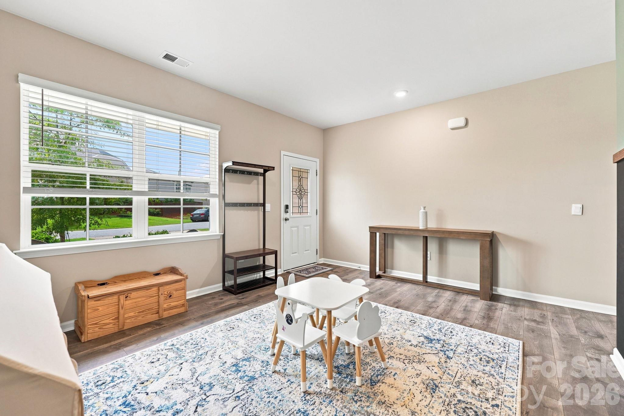 Single Family Residence at 6826 Bellawood Drive, Trinity, photo 17 of 34