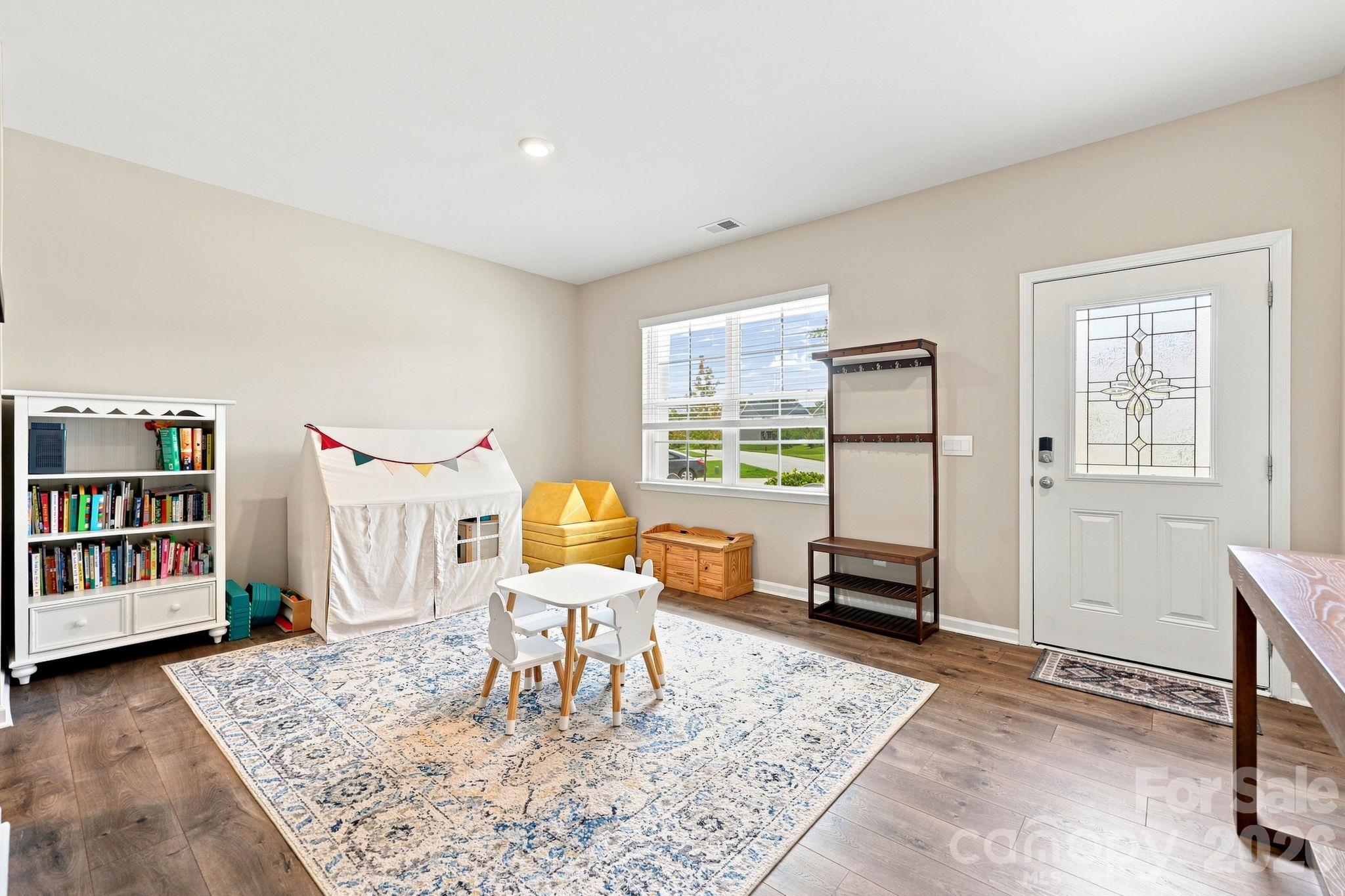 Single Family Residence at 6826 Bellawood Drive, Trinity, photo 18 of 34