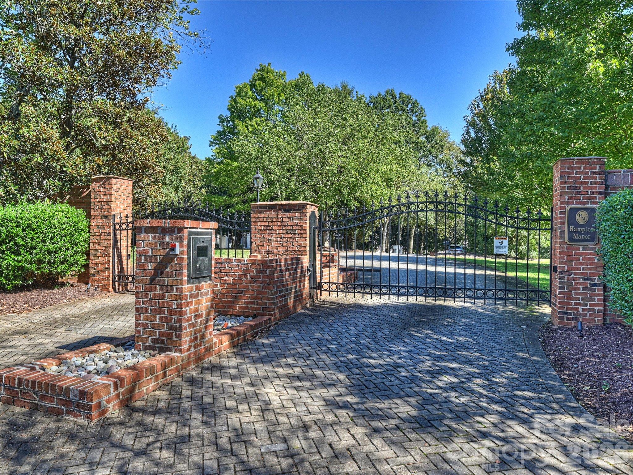Single Family Residence at 3601 Hampton Manor Drive, Charlotte, photo 50 of 50