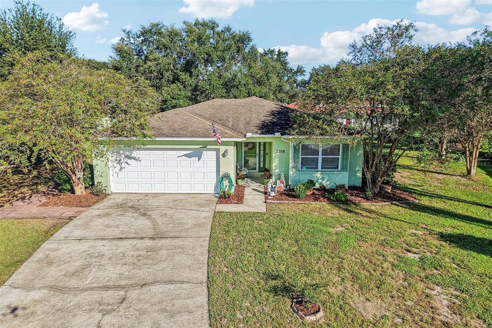2108 GLEN HEIGHTS PL