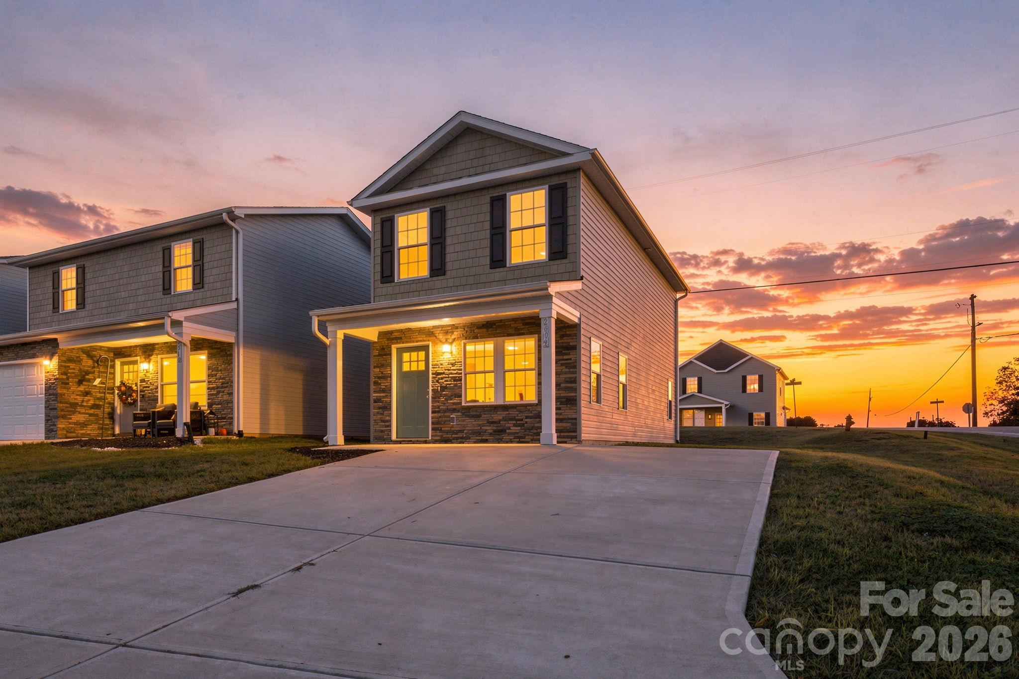 Single Family Residence at 2509 Snow Creek Road NE, Hickory, photo 21 of 22