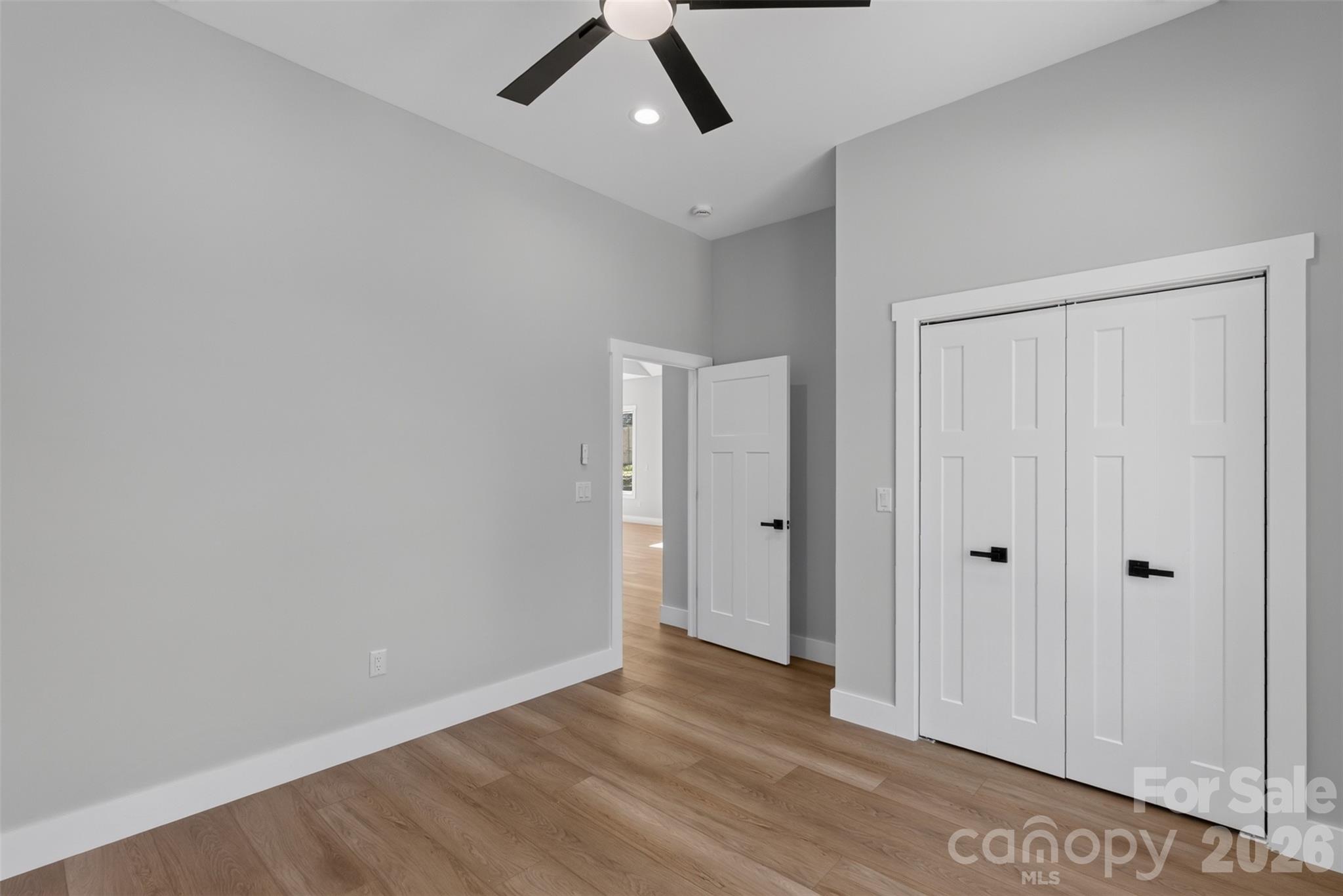 Single Family Residence at 305 Chadwick Avenue, Hendersonville, photo 21 of 35