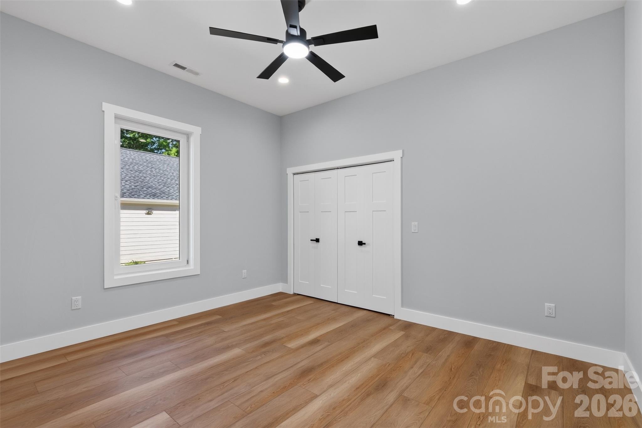 Single Family Residence at 305 Chadwick Avenue, Hendersonville, photo 23 of 35