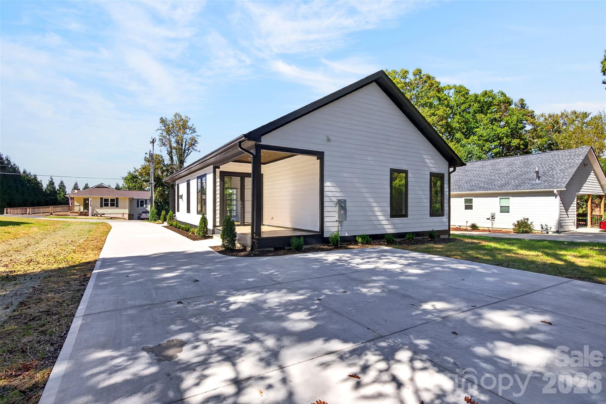 Single Family Residence at 305 Chadwick Avenue, Hendersonville, photo 31 of 35