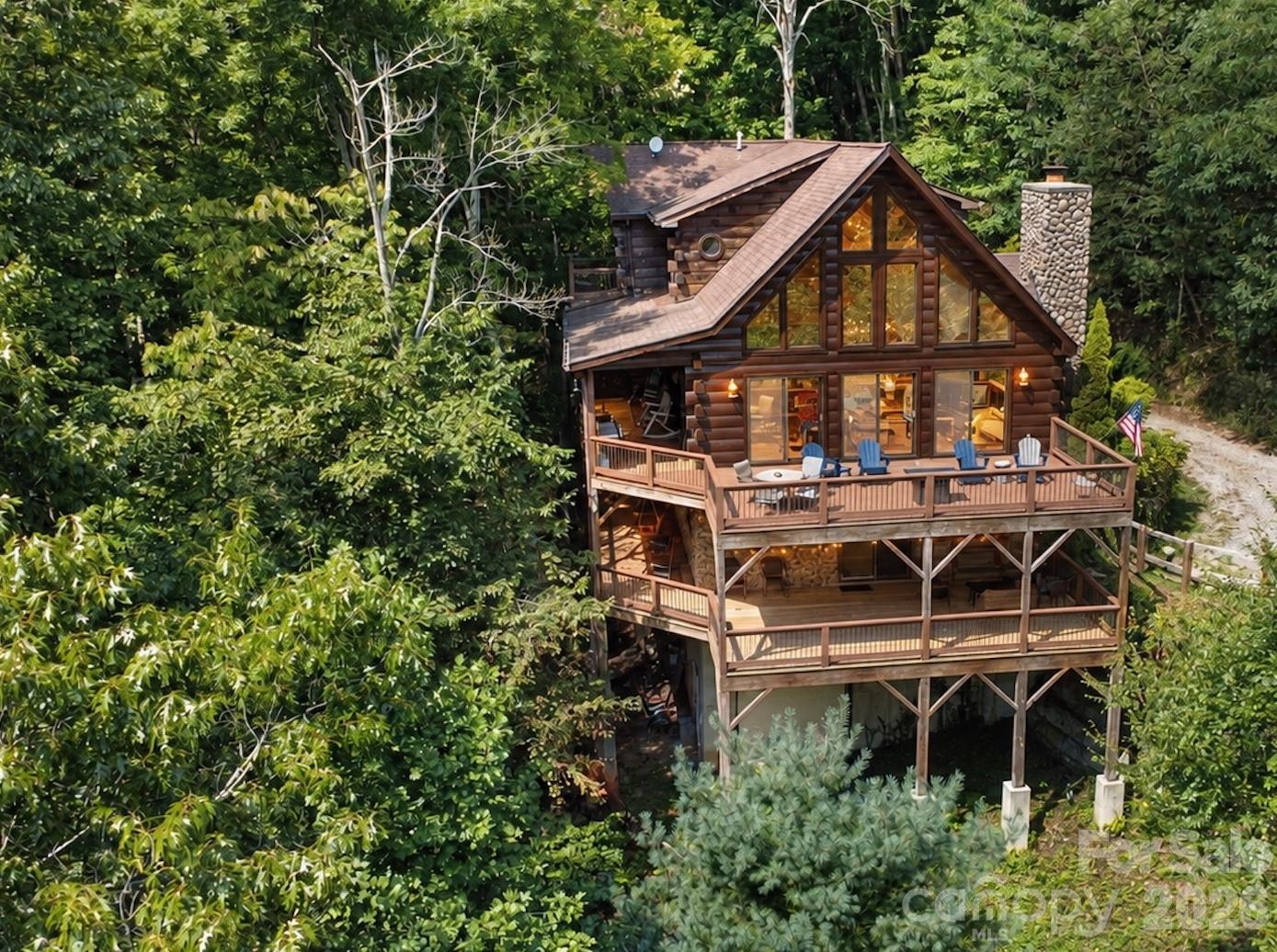 Single Family Residence at 287 Tracking Elk Trail, Waynesville, photo 3 of 38