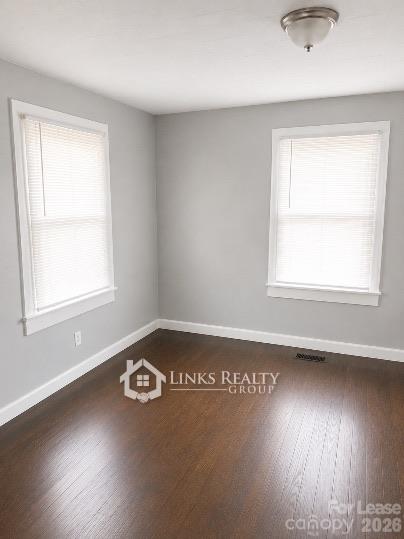 Single Family Residence at 1517 7th Street, Statesville, photo 5 of 8