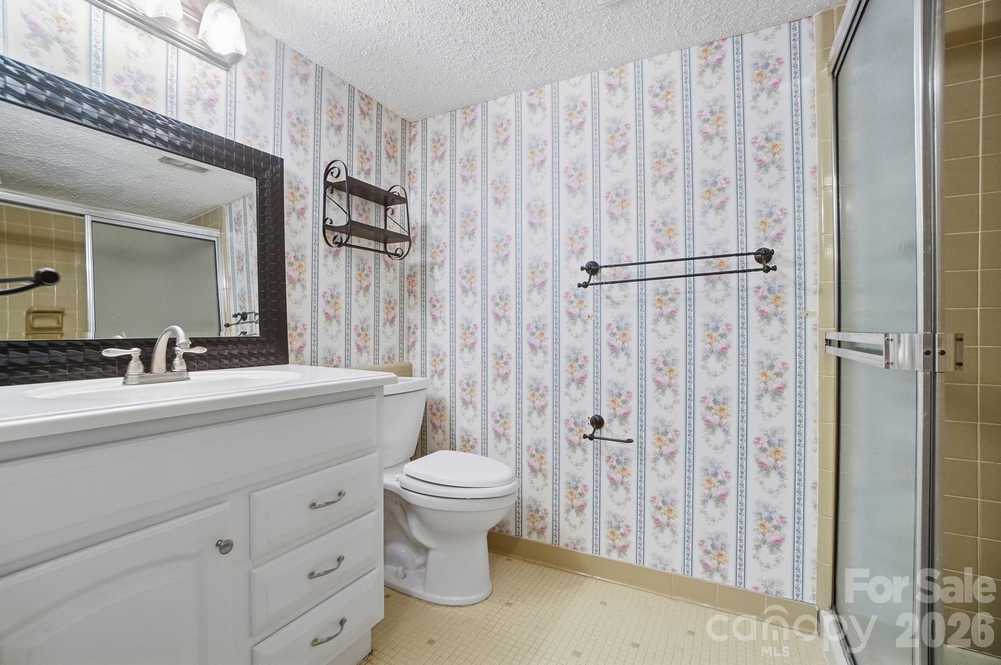 Condominium at 4754 Hedgemore Drive, Charlotte, photo 28 of 46