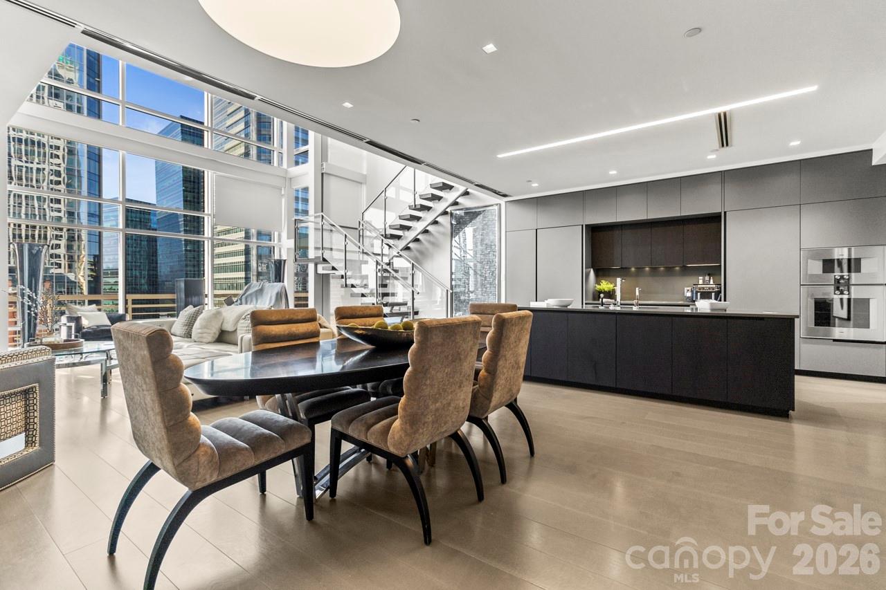 Condominium at 435 S Tryon Street, Charlotte, photo 8 of 46