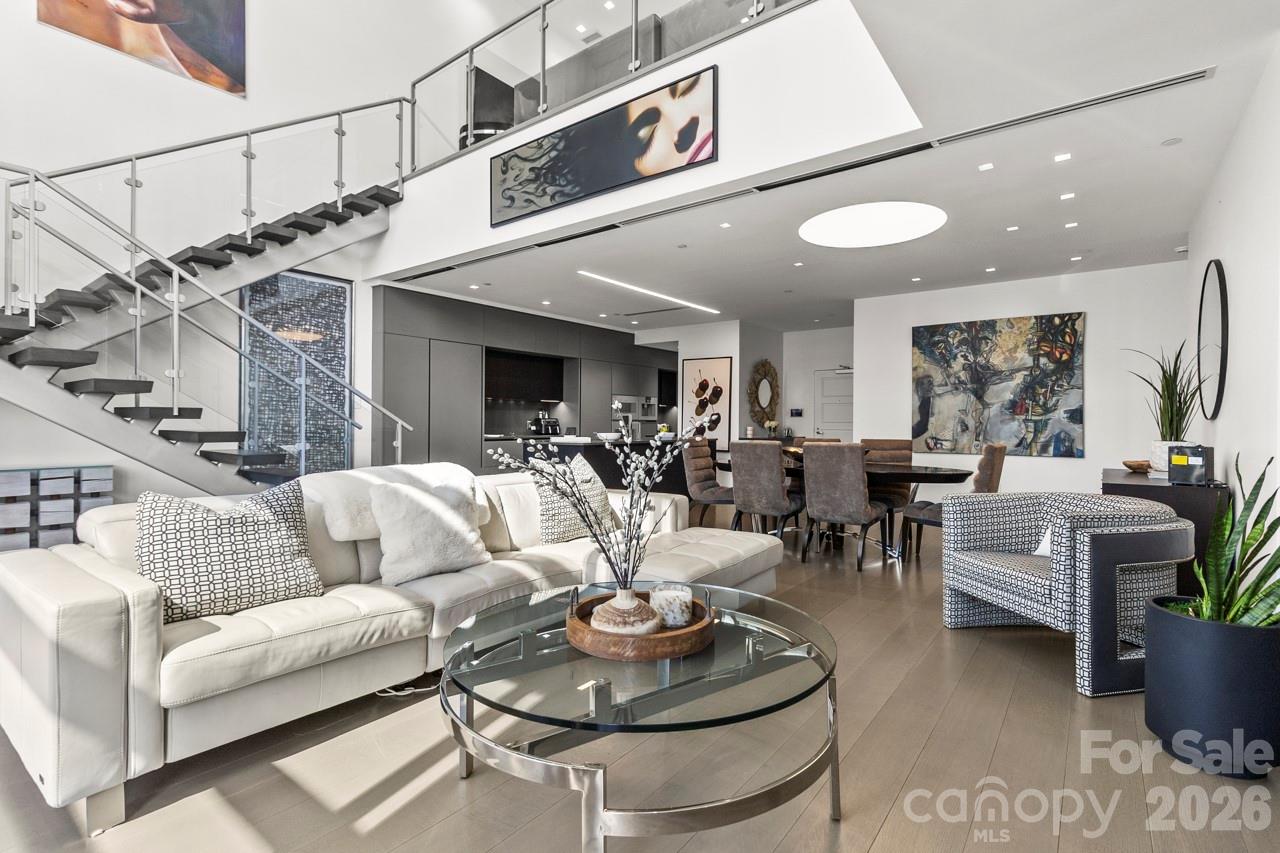 Condominium at 435 S Tryon Street, Charlotte, photo 26 of 46