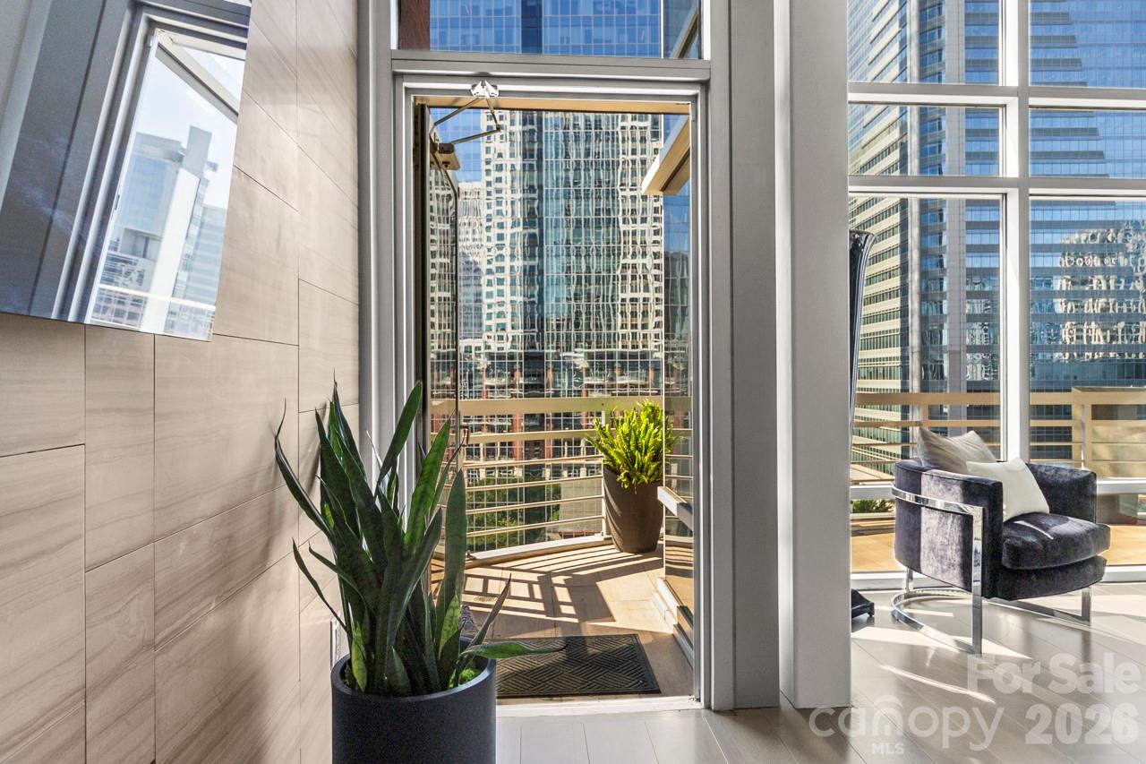 Condominium at 435 S Tryon Street, Charlotte, photo 28 of 46