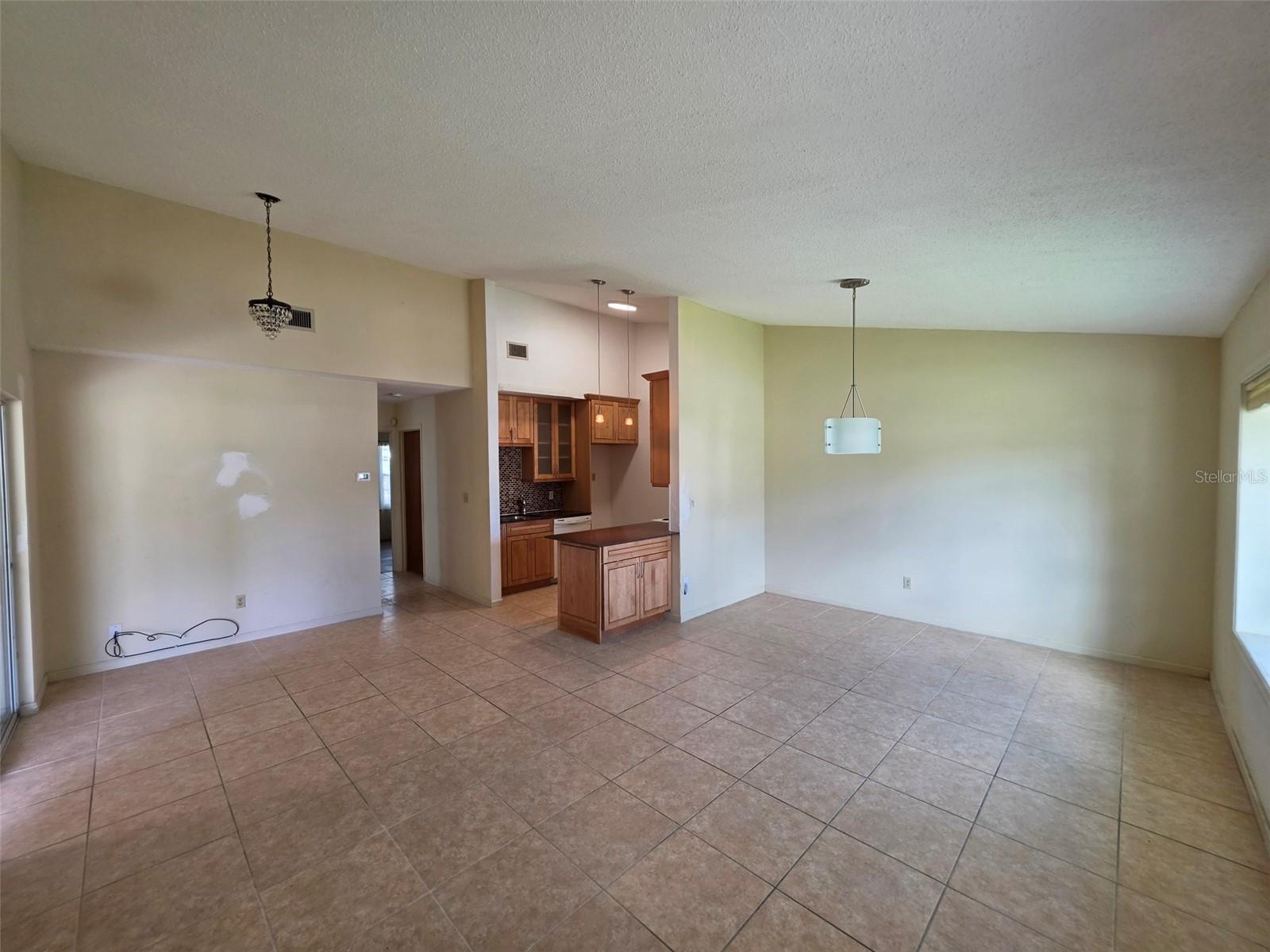 Single Family Residence at 10 EAGLE LN, NEW SMYRNA BEACH, photo 6 of 52