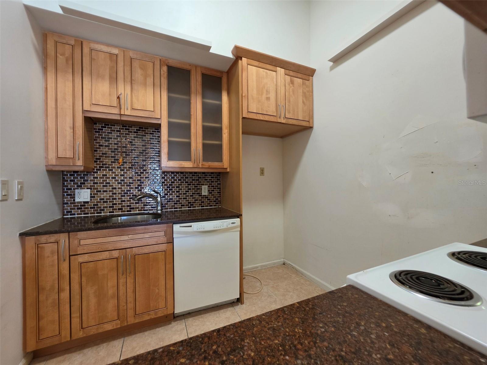 Single Family Residence at 10 EAGLE LN, NEW SMYRNA BEACH, photo 10 of 52