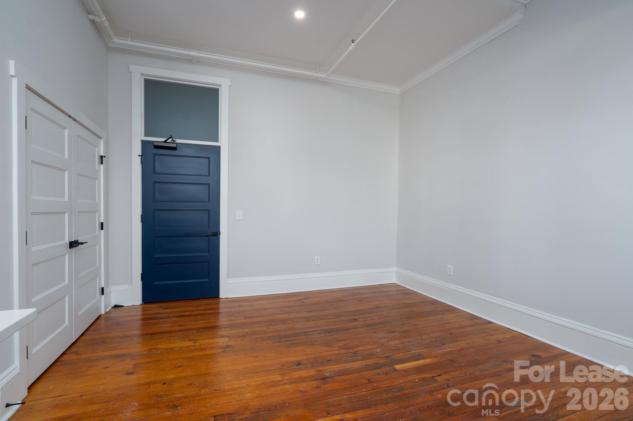 Living Room - 52 Union Street S, Concord