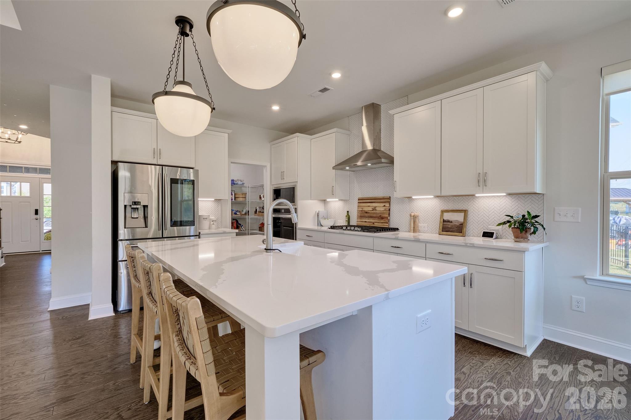 Single Family Residence at 419 Clemson Tree Lane, Lake Wylie, photo 9 of 39