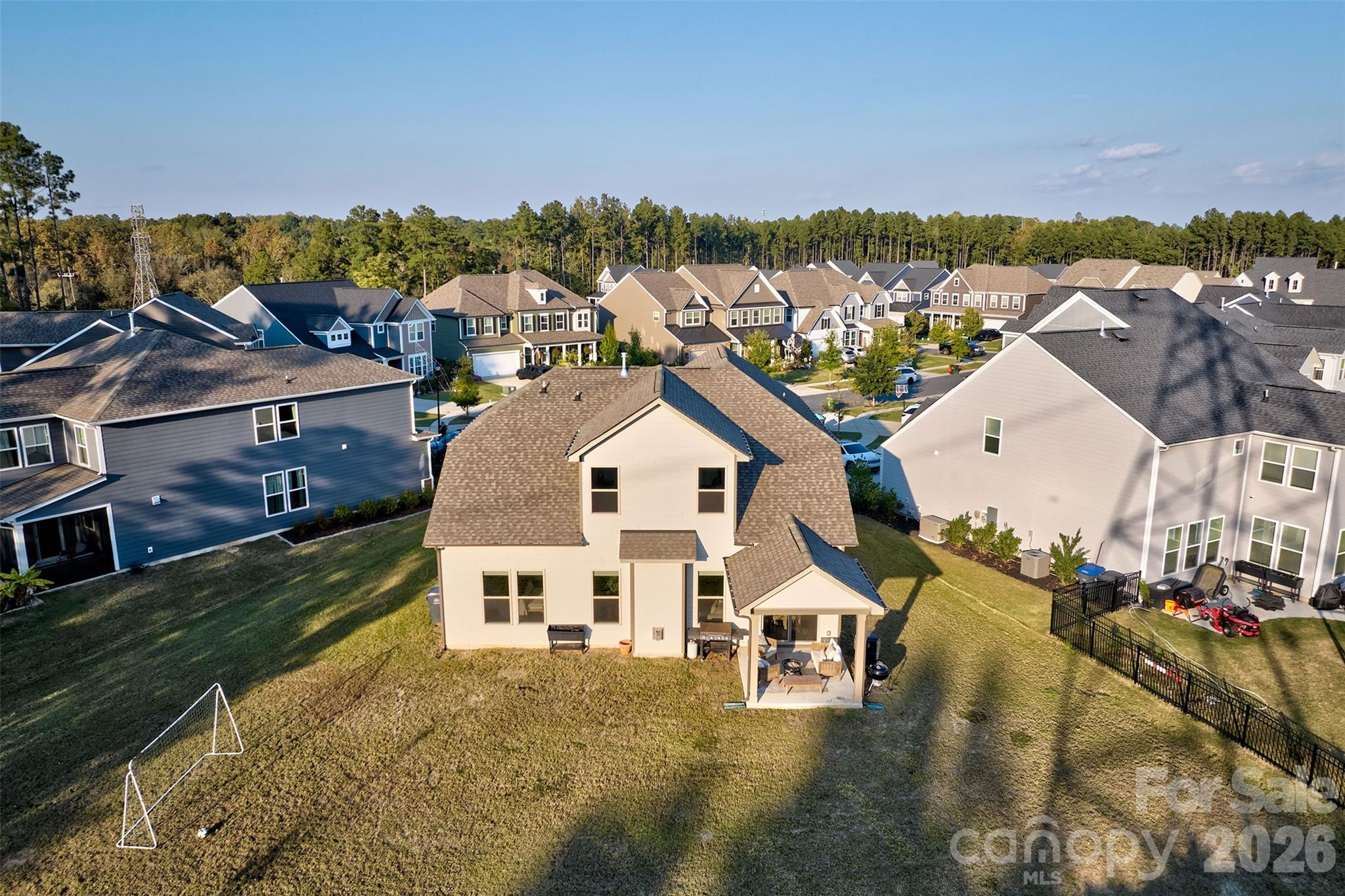 Single Family Residence at 419 Clemson Tree Lane, Lake Wylie, photo 32 of 39