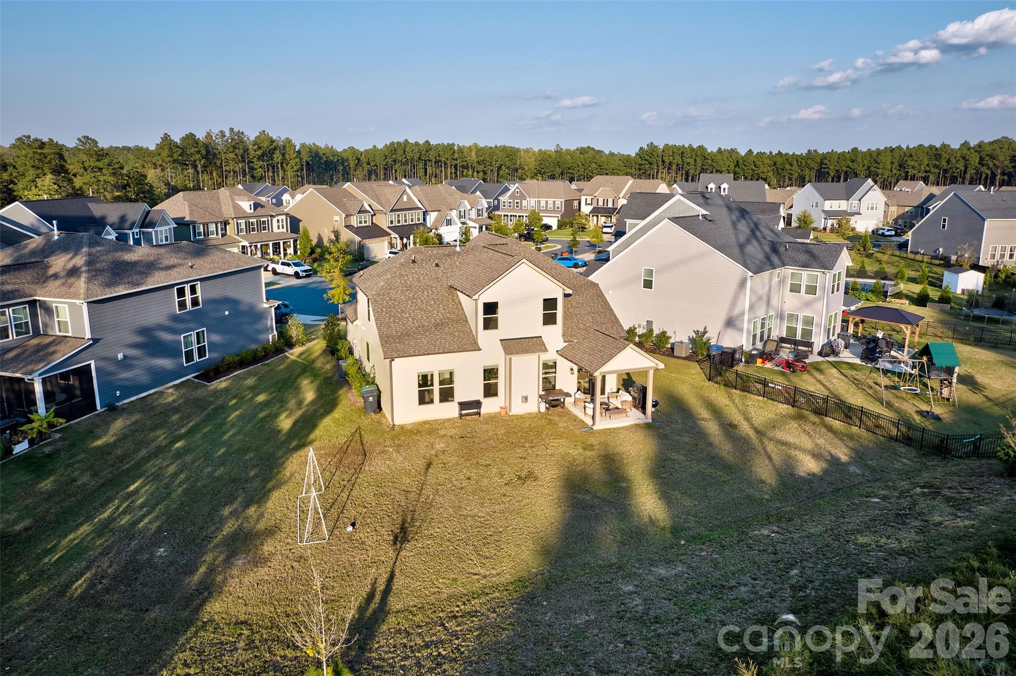 Single Family Residence at 419 Clemson Tree Lane, Lake Wylie, photo 33 of 39