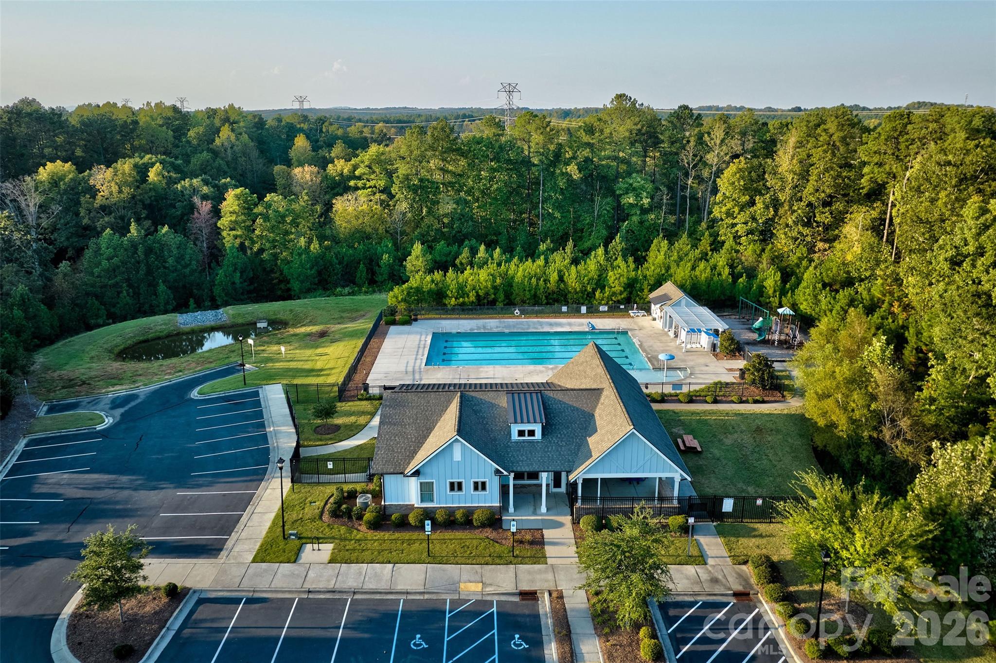 Single Family Residence at 419 Clemson Tree Lane, Lake Wylie, photo 37 of 39