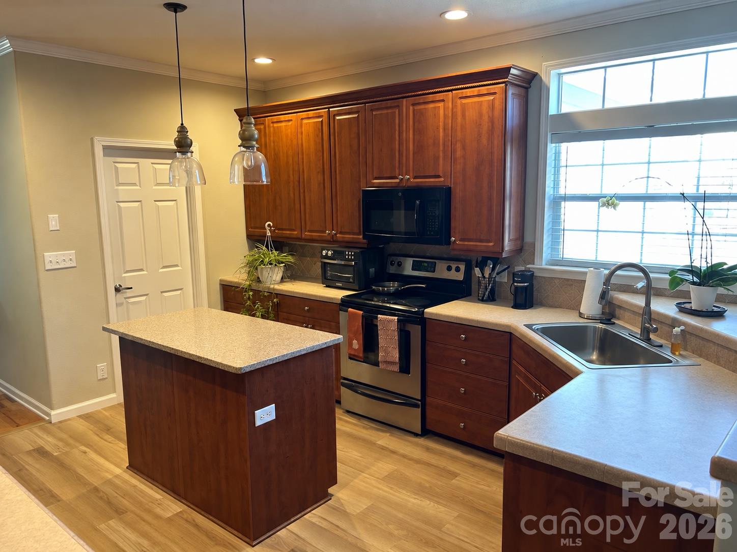 Single Family Residence at 438 Oak Grove Road, Flat Rock, photo 14 of 16