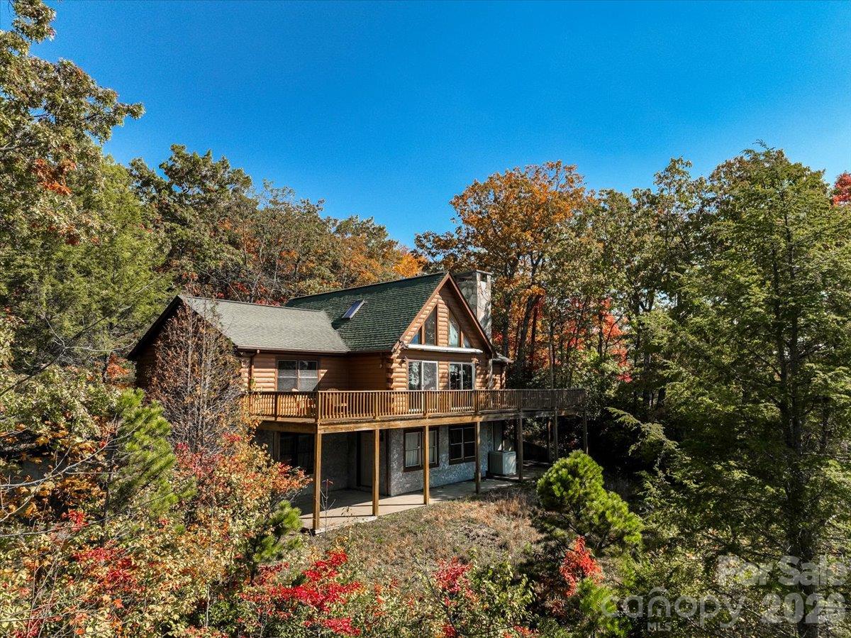 807 Pine Tree Road