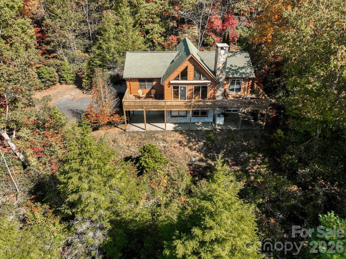 Single Family Residence at 807 Pine Tree Road, Spruce Pine, photo 6 of 42