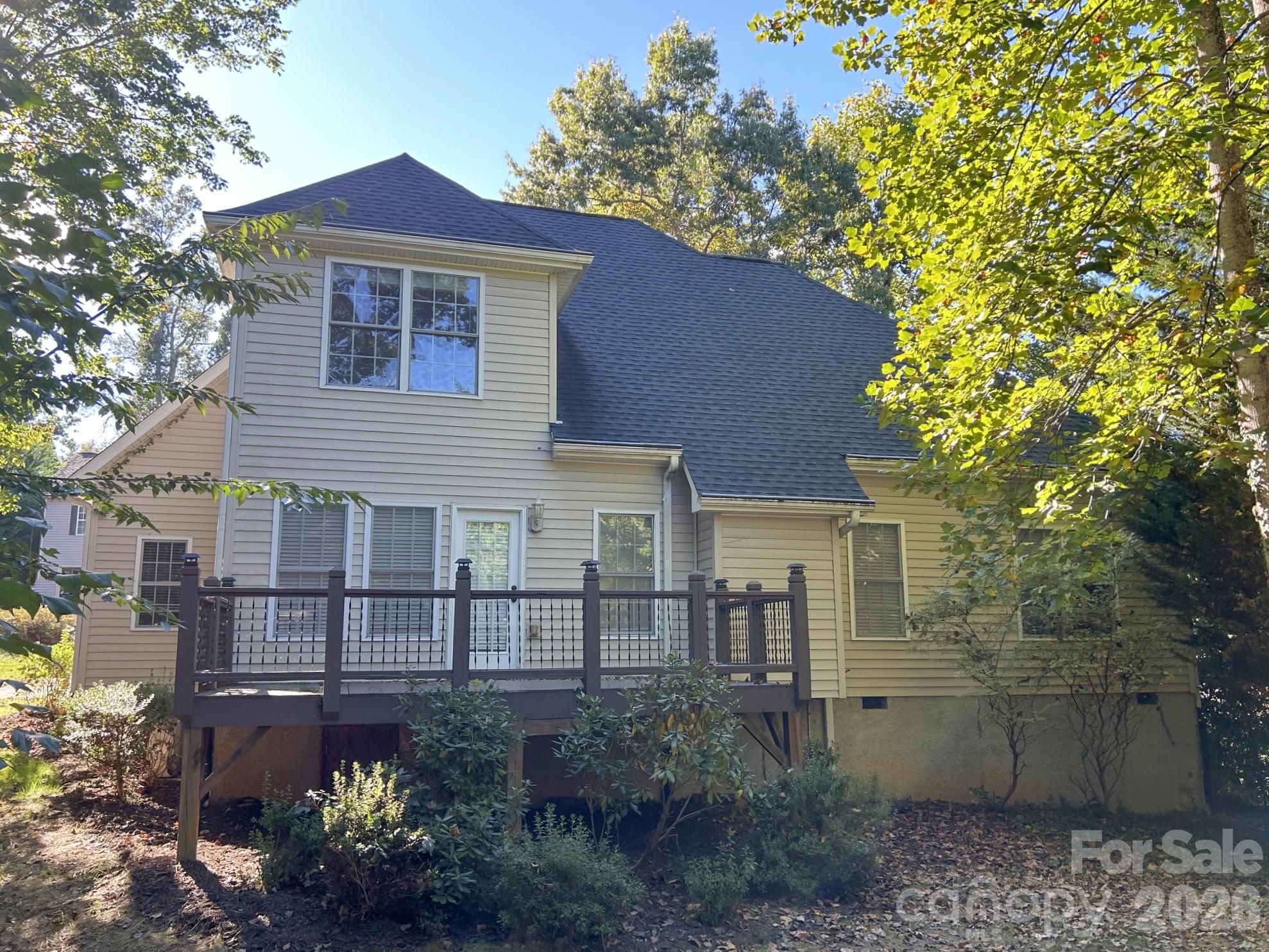 Single Family Residence at 201 Colonel Holcombe Place, Candler, photo 2 of 29
