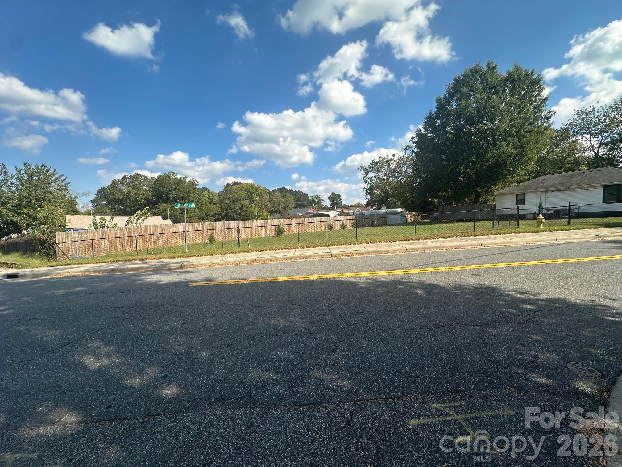 Lot at 821 Hoskins Road, Charlotte, photo 5 of 5