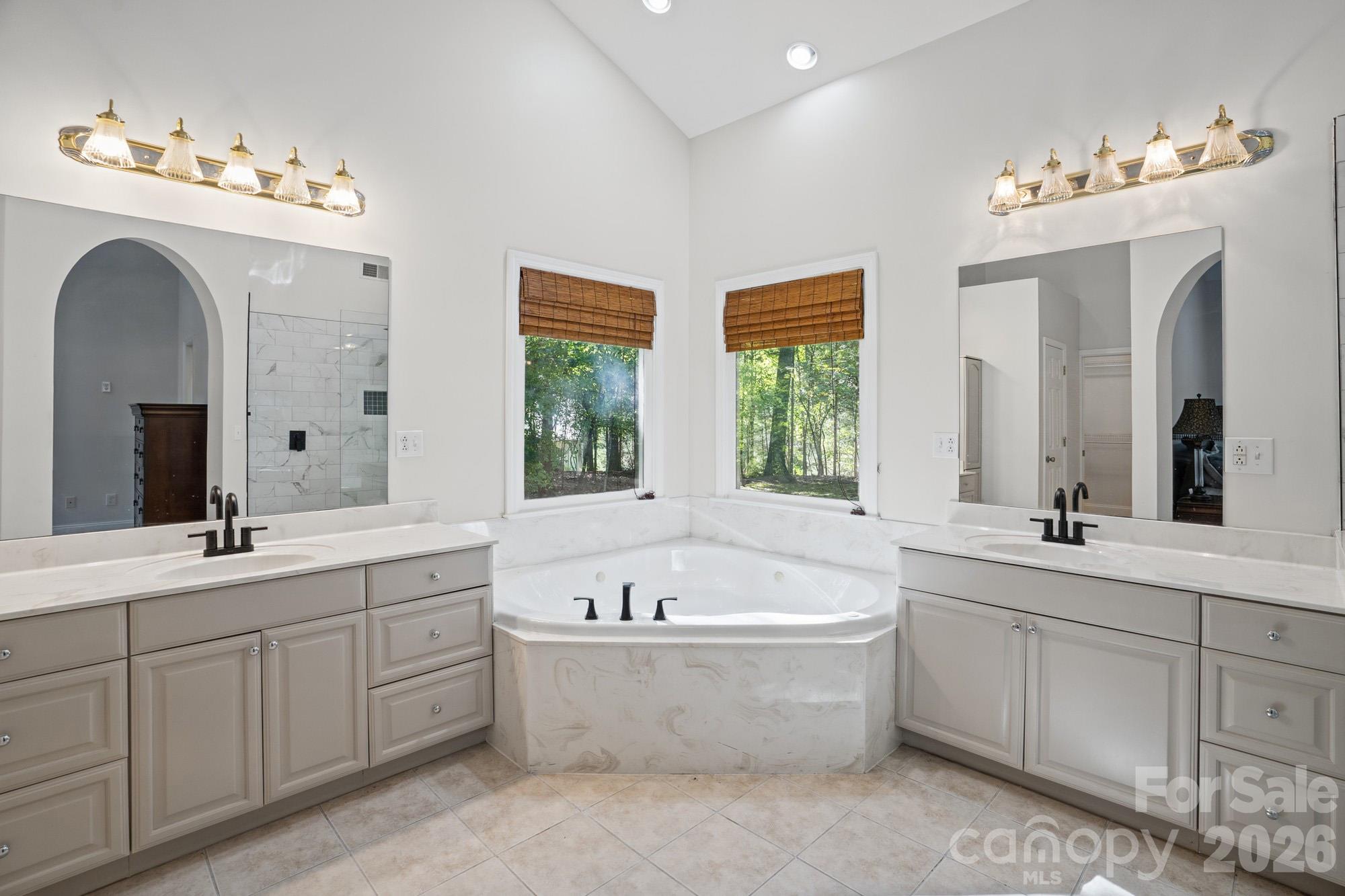 Single Family Residence at 16 Woodvine Lane, Clover, photo 7 of 43