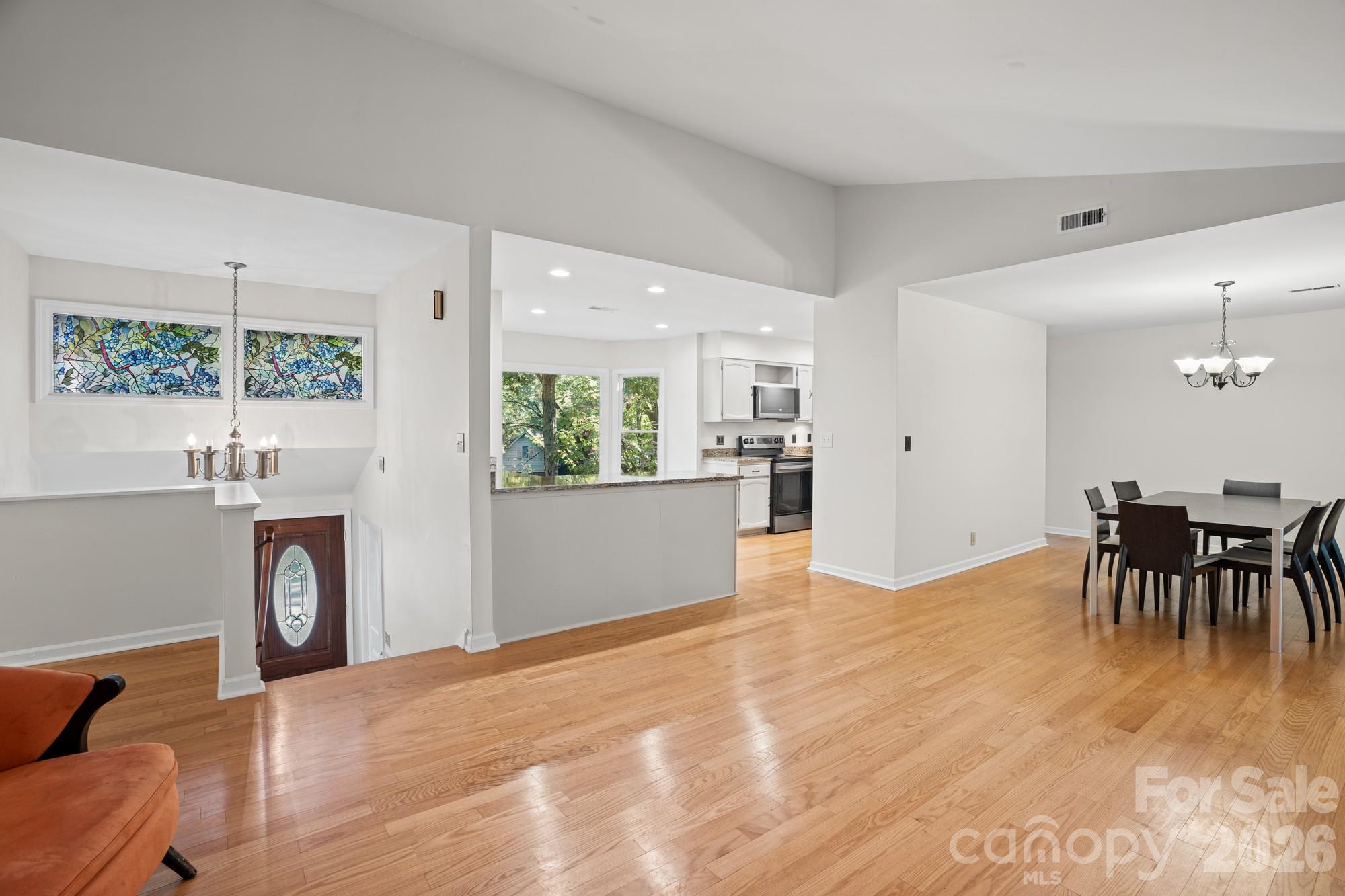 Single Family Residence at 16 Woodvine Lane, Clover, photo 20 of 43