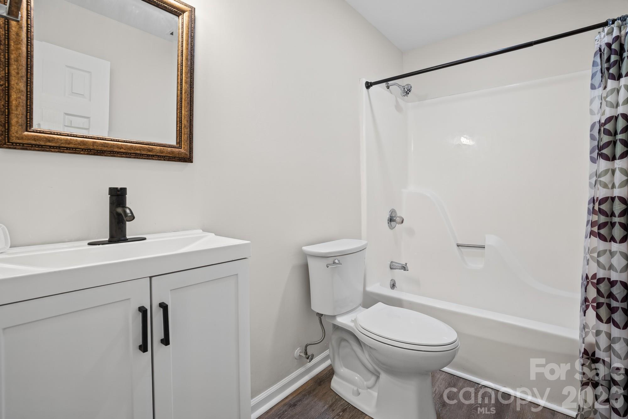 Single Family Residence at 16 Woodvine Lane, Clover, photo 22 of 43