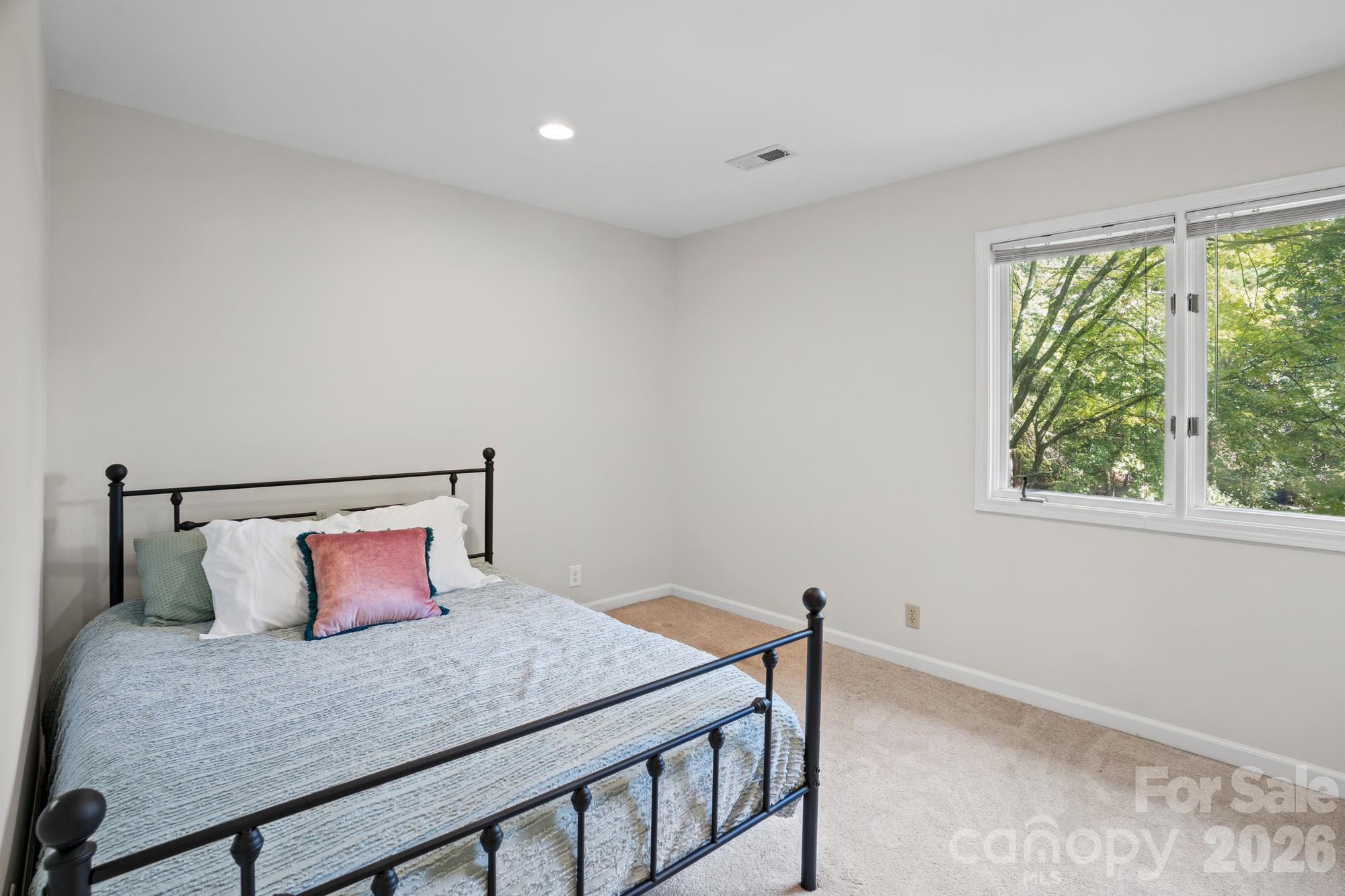 Single Family Residence at 16 Woodvine Lane, Clover, photo 30 of 43