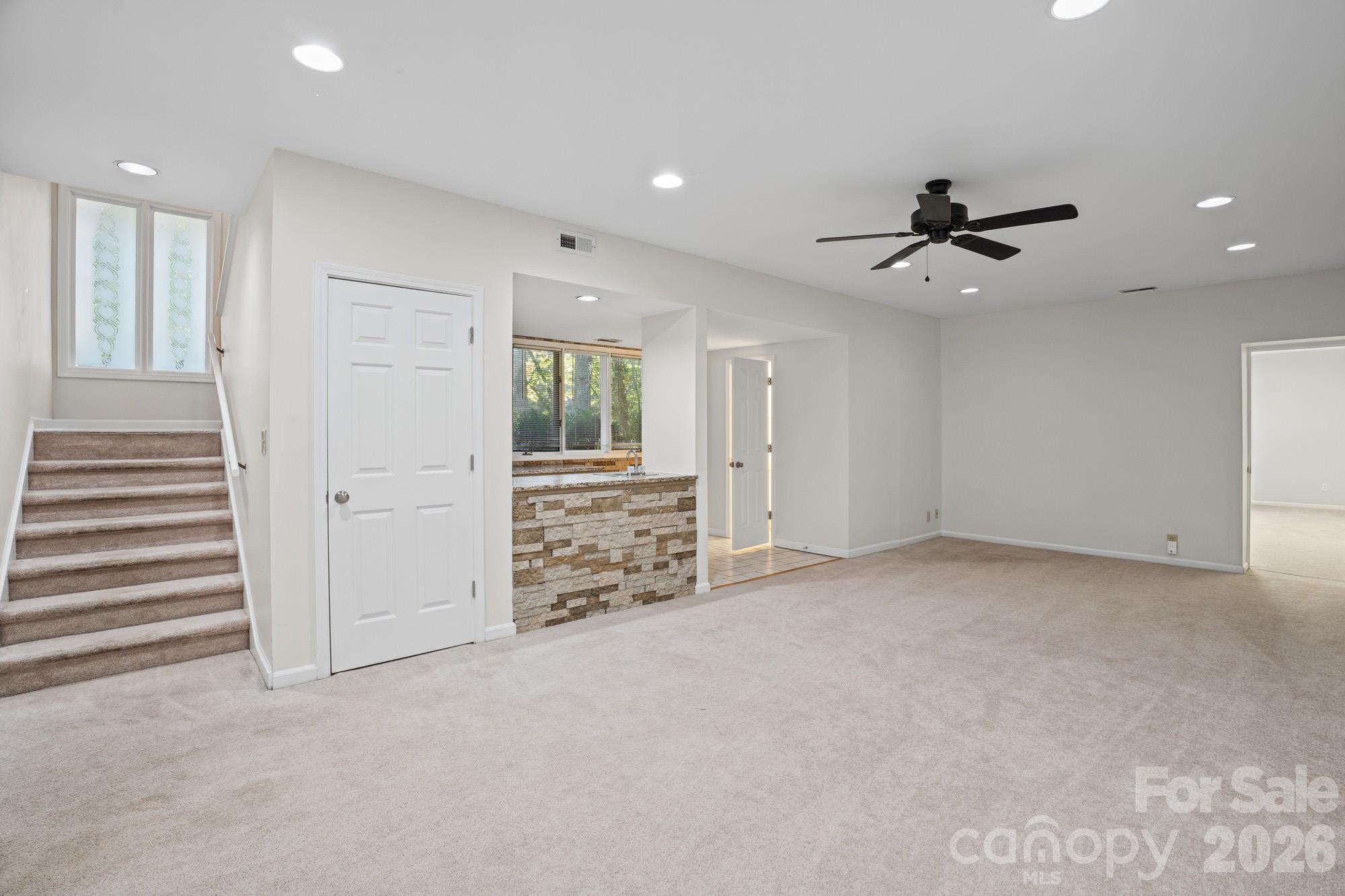 Single Family Residence at 16 Woodvine Lane, Clover, photo 38 of 43
