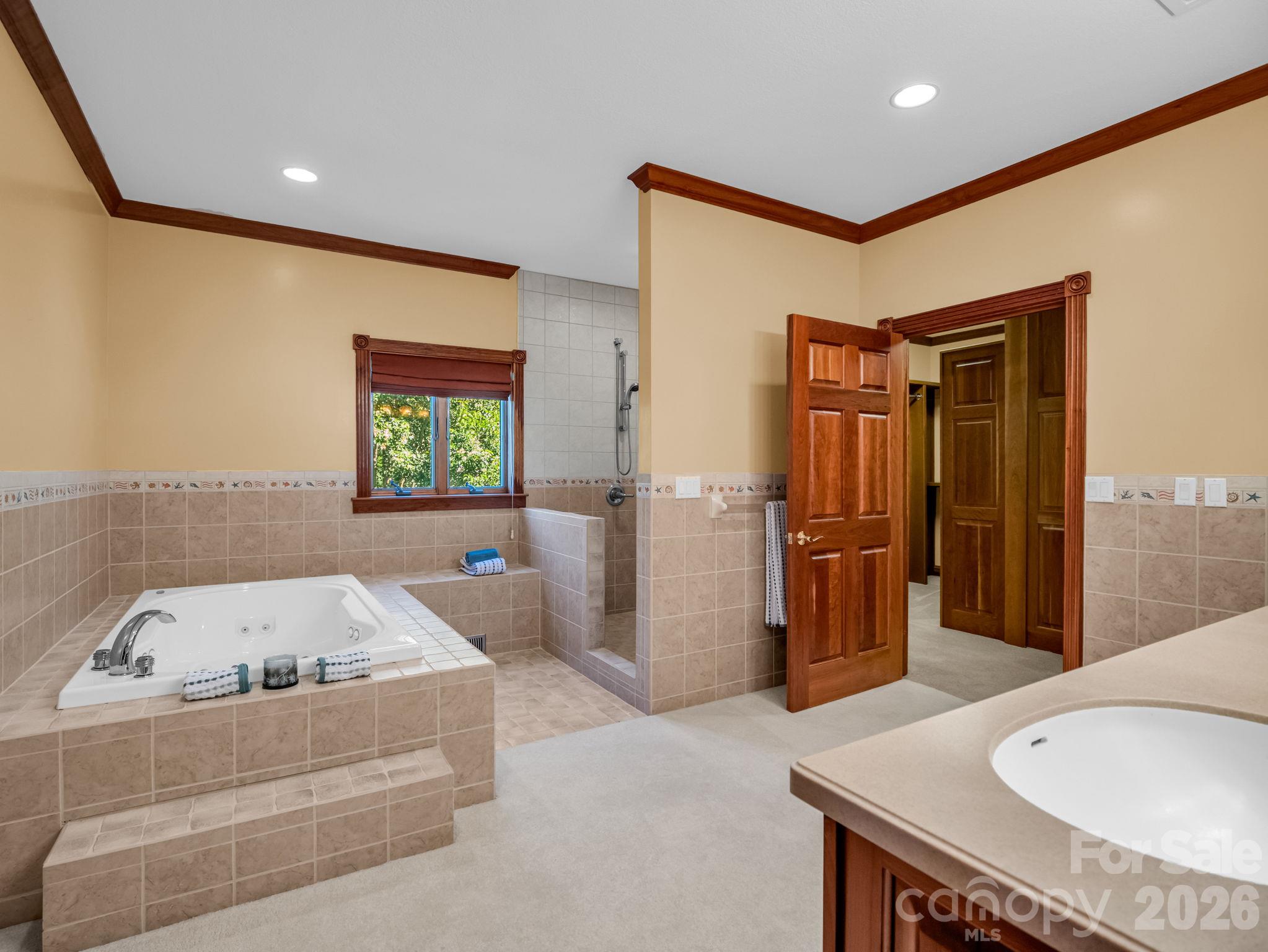 Main Bath Room - 144 Neighborly Drive, Lake Lure