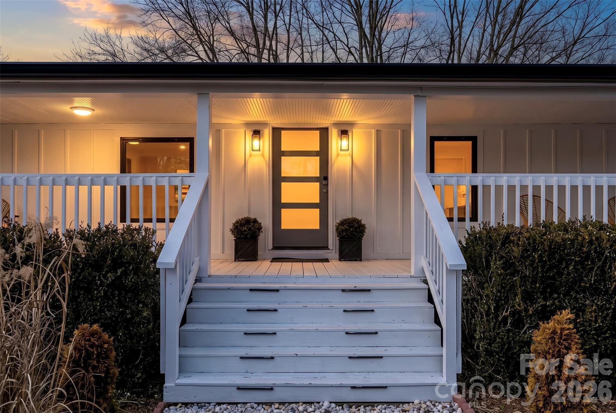 Single Family Residence at 2 Shady Oak Lane, Arden, photo 6 of 51