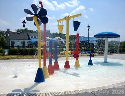 Splash pad - 9506 Birkwood Court, Charlotte