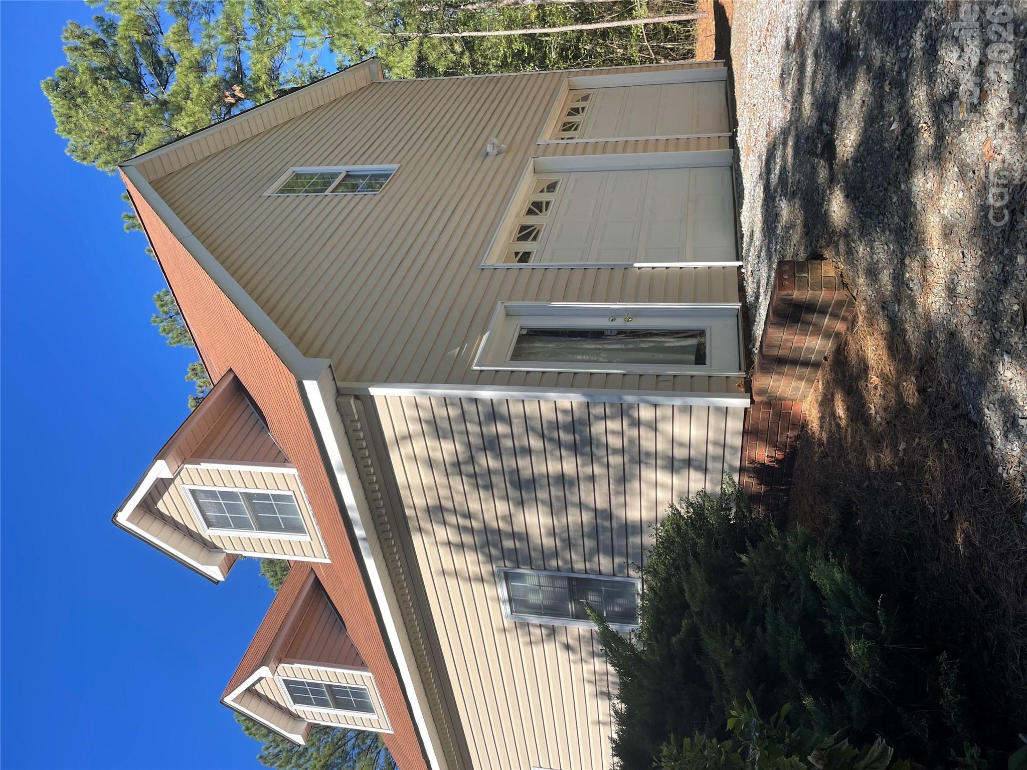 Garage with workshop - 1220 Williams Road, Fort Mill