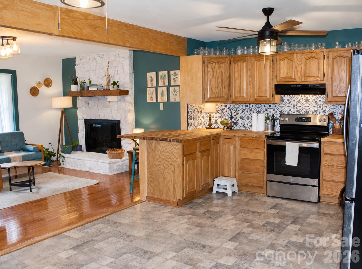 Single Family Residence at 4935 Fish Pond Road, Salisbury, photo 5 of 15