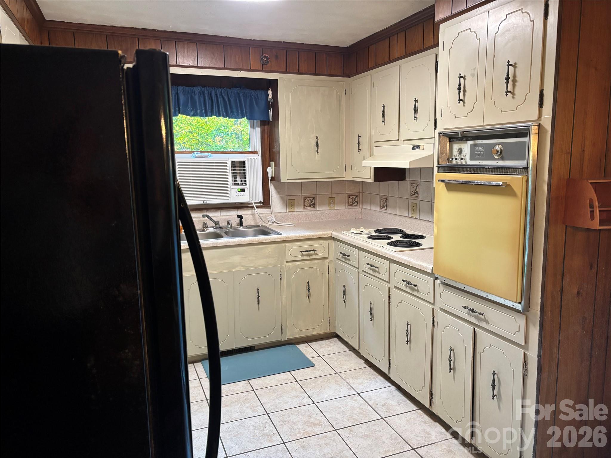 Single Family Residence at 5923 Stack Road, Monroe, photo 4 of 23