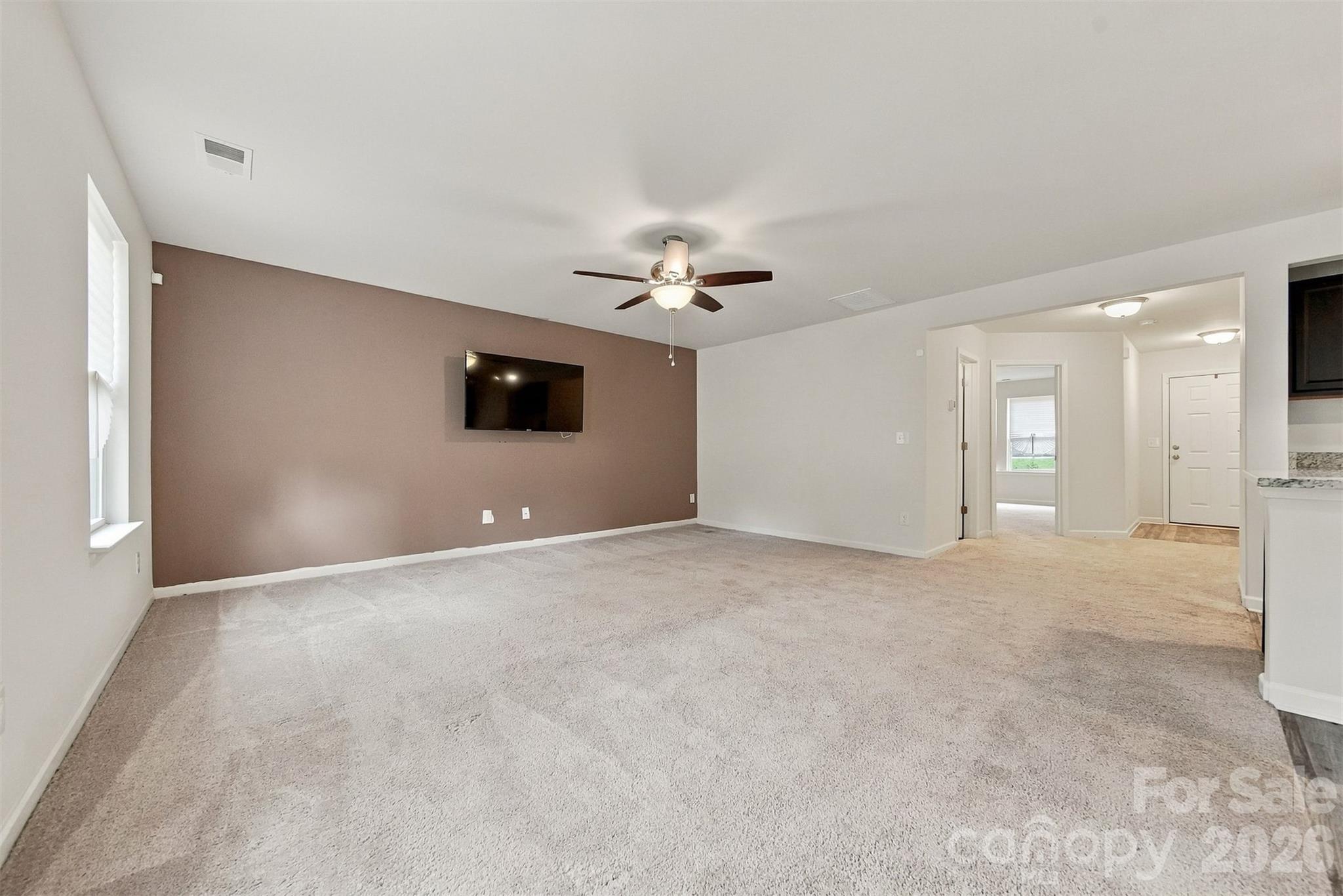 Single Family Residence at 929 Grace Street, Kings Mountain, photo 4 of 28