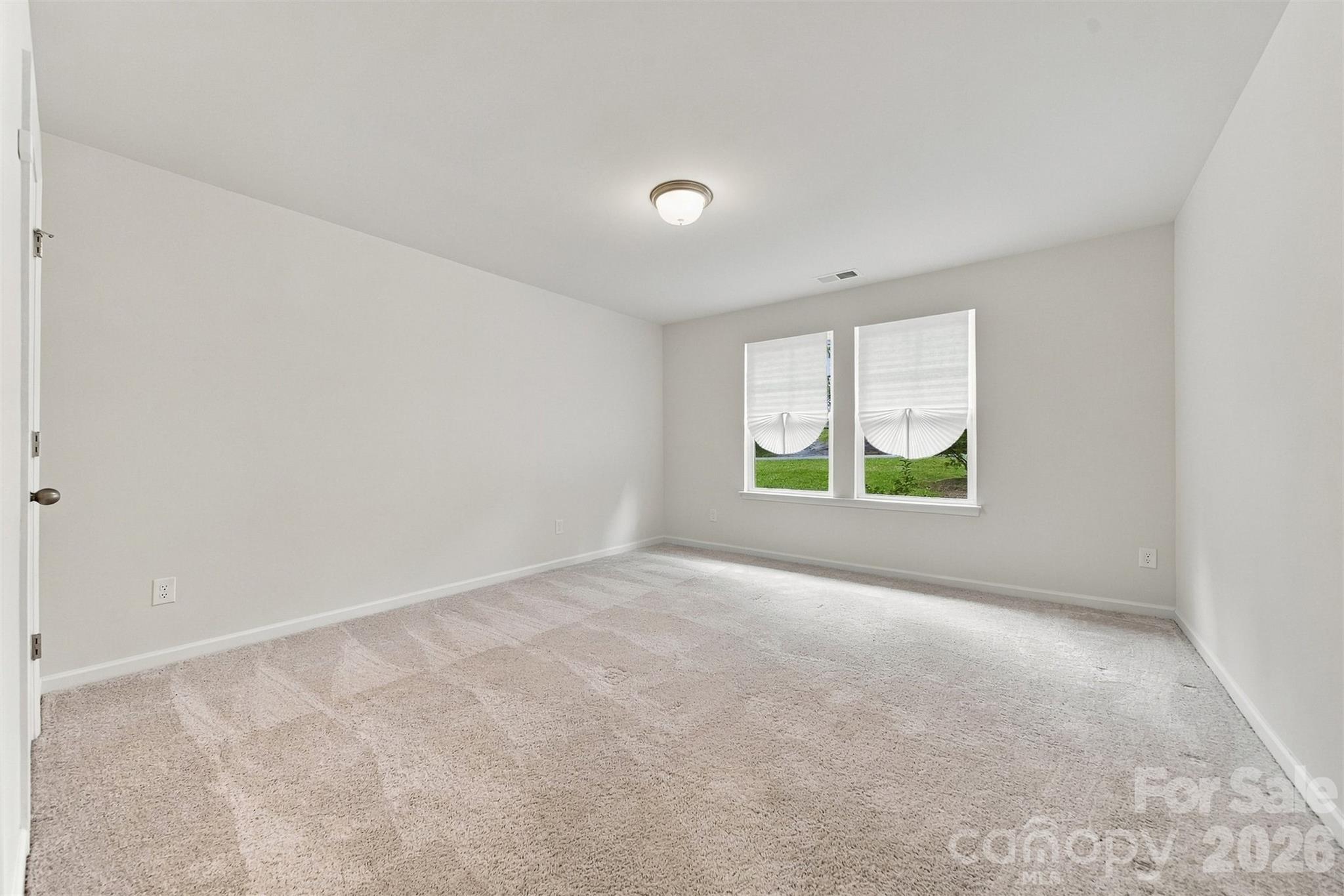 Single Family Residence at 929 Grace Street, Kings Mountain, photo 9 of 28