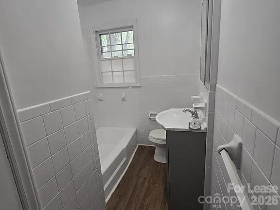 Single Family Residence at 1444 Harris Street, Statesville, photo 9 of 13