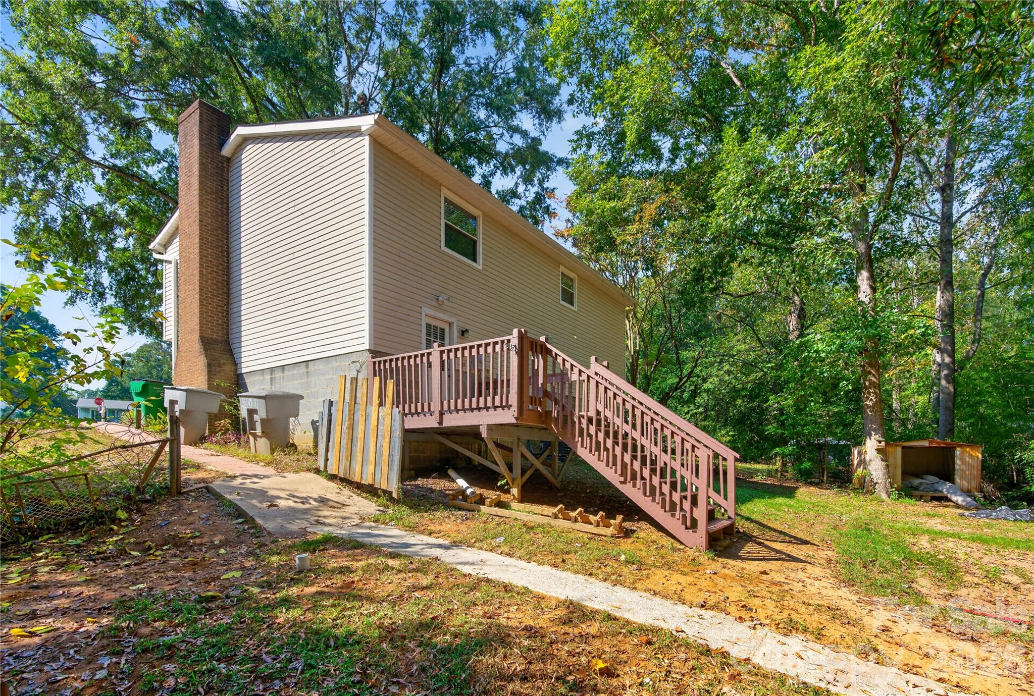 Single Family Residence at 5011 Forest Mountain Court, Charlotte, photo 28 of 38