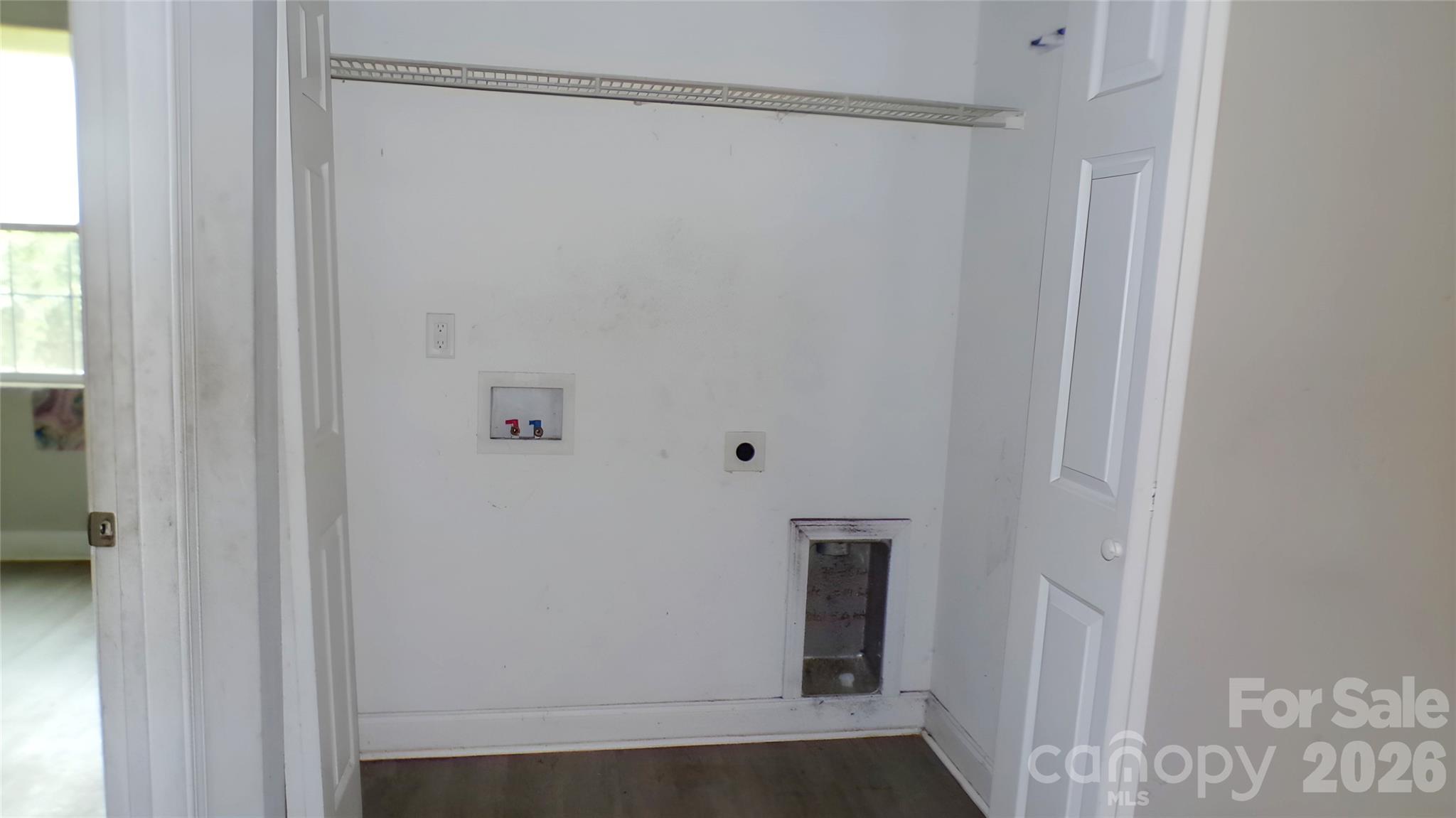 Single Family Residence at 1014 Trexler Street, Salisbury, photo 7 of 19