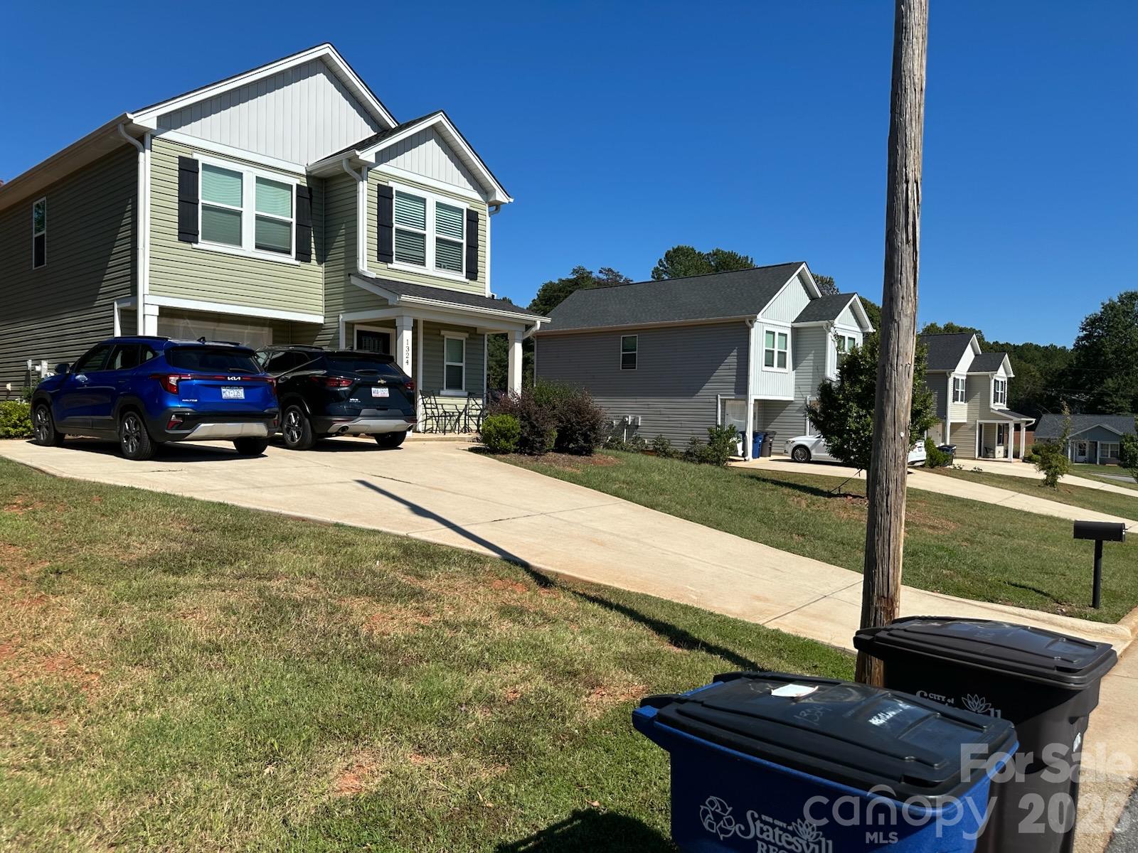 1324 Yadkin St - 1316 Yadkin Street, Statesville