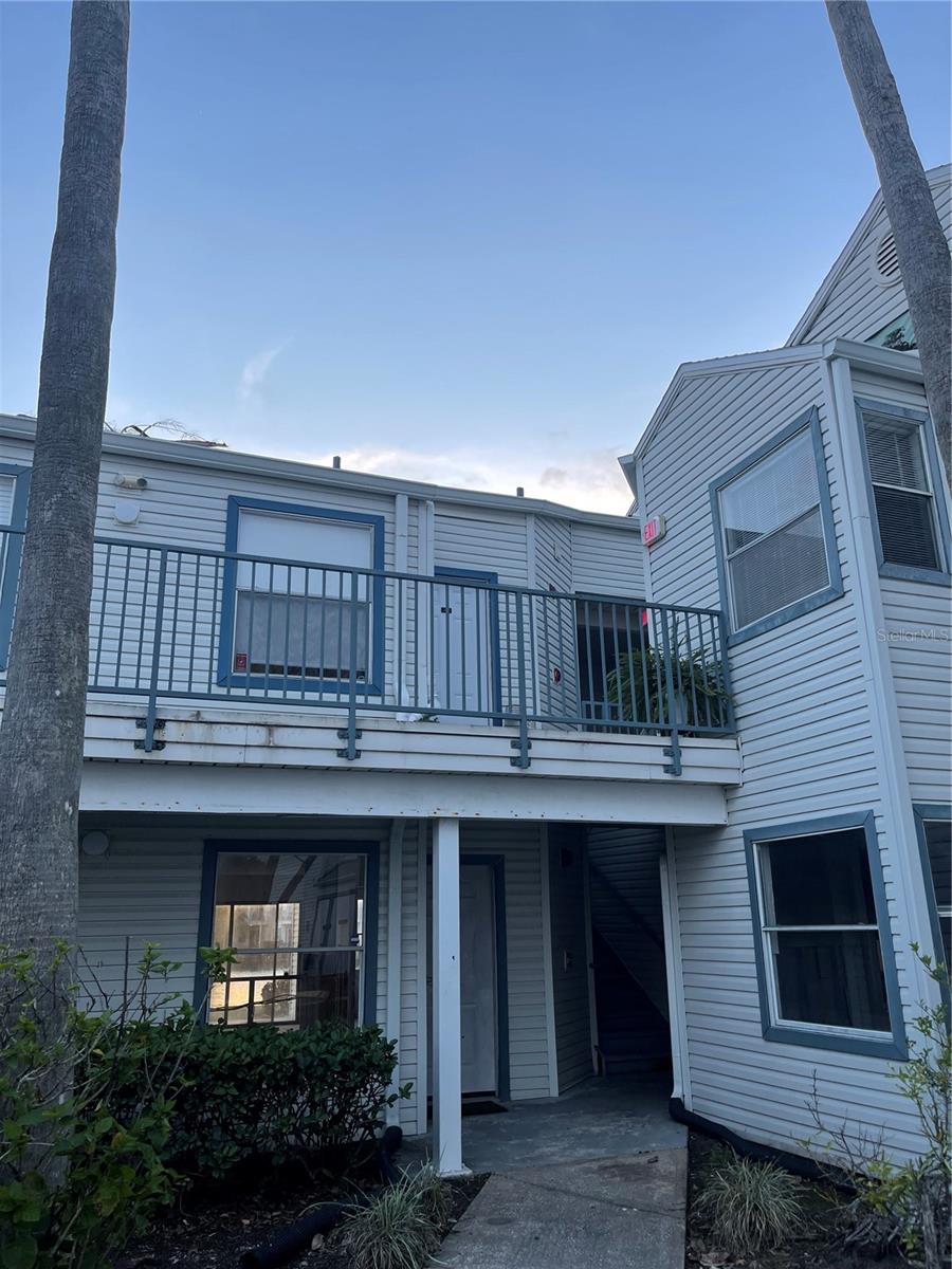 2516 WOODGATE BLVD #205