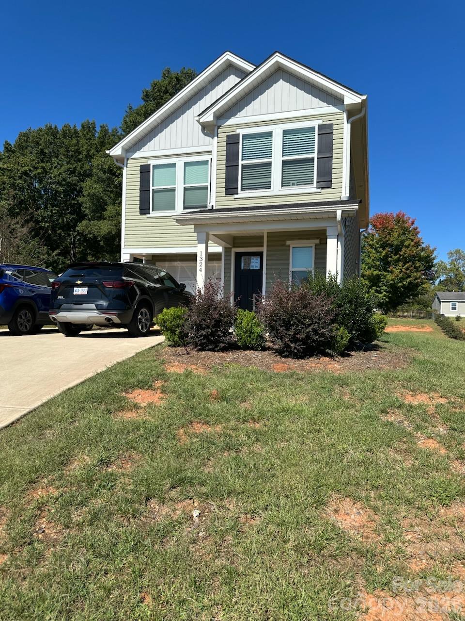 1324 Yadkin St - 1324 Yadkin Street, Statesville