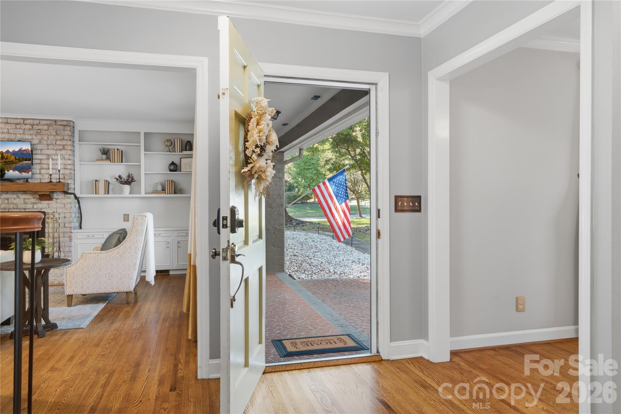 Single Family Residence at 1200 Charter Place, Charlotte, photo 3 of 48